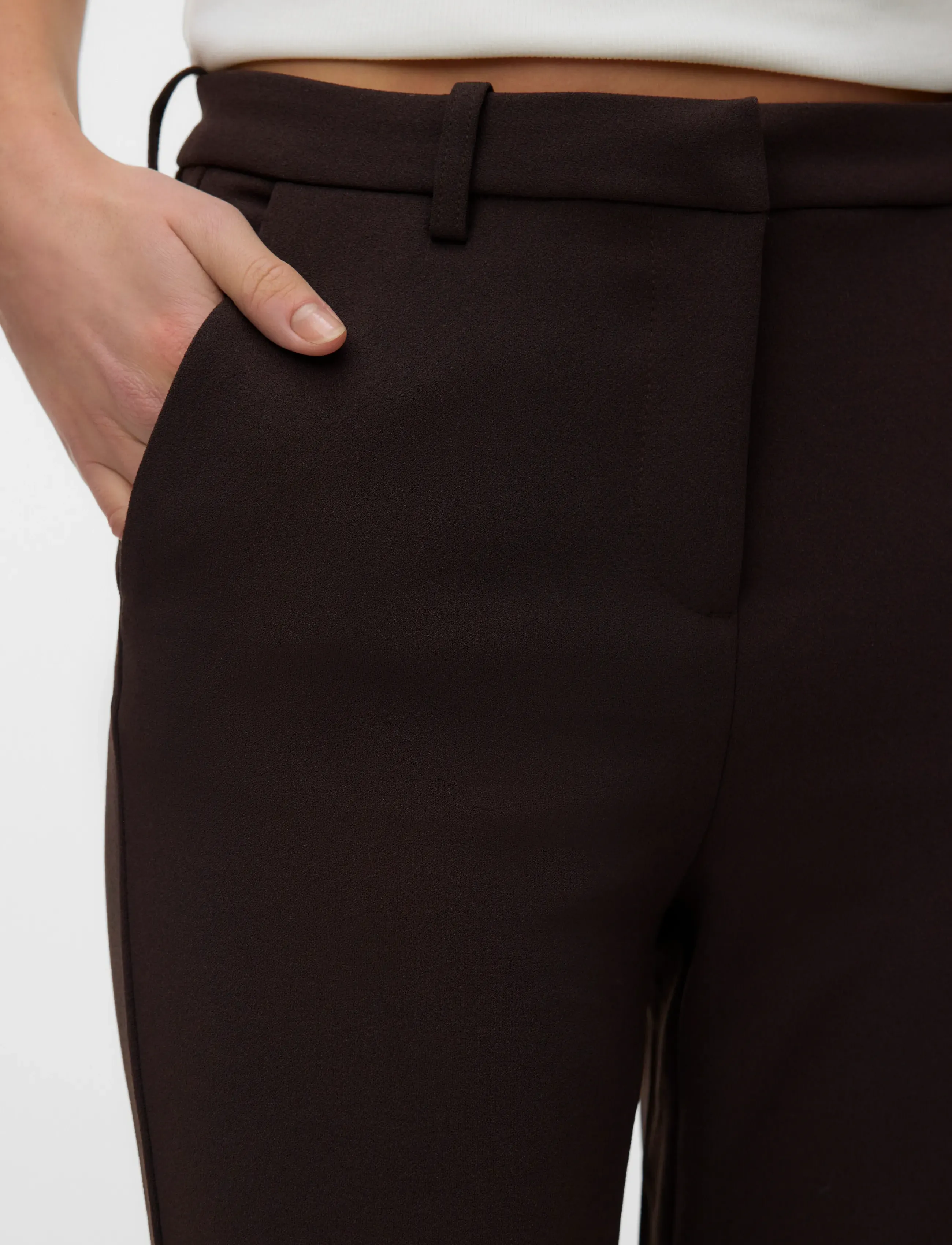 Vero Moda - VMZAMIRA MW SLIM STRAIGHT PANT NOOS - sirge säärega püksid - chocolate torte - 4