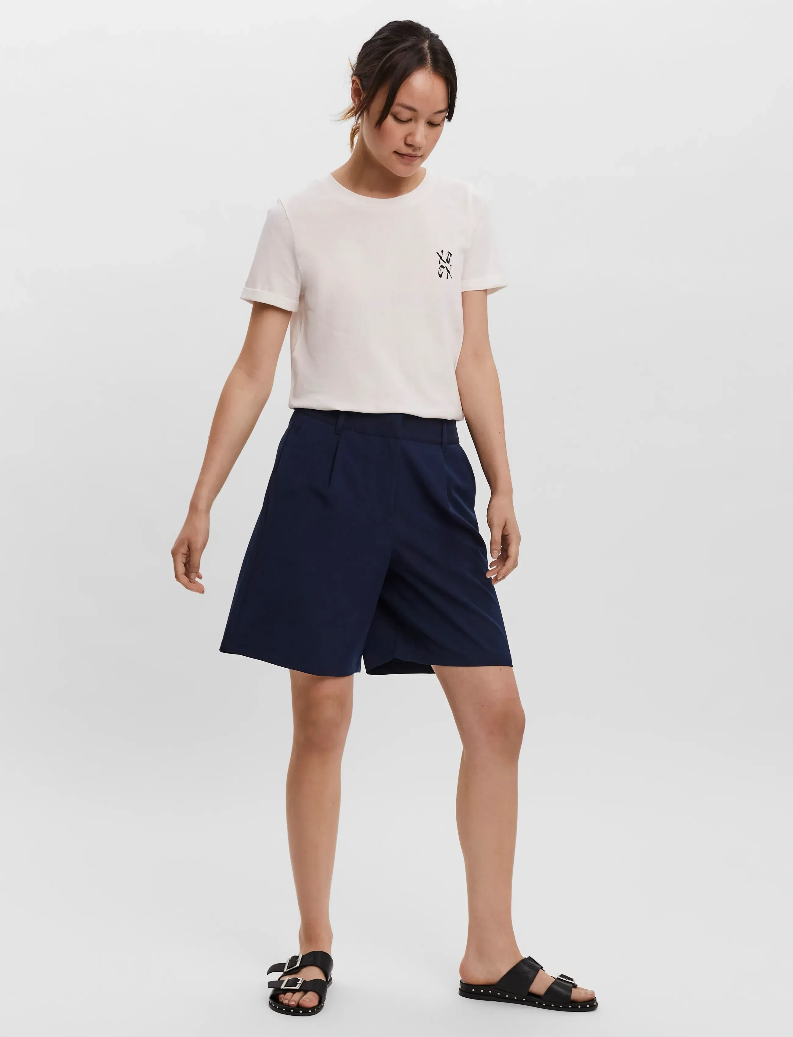 Vero Moda - VMZELDA HW LOOSE SHORTS BOO - shorts casual - navy blazer - 5