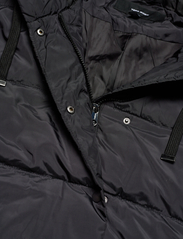 Vero Moda - VMGEMMAHOLLY AW22 SHORT JACKET GA BOOS - down- & padded jackets - black - 2