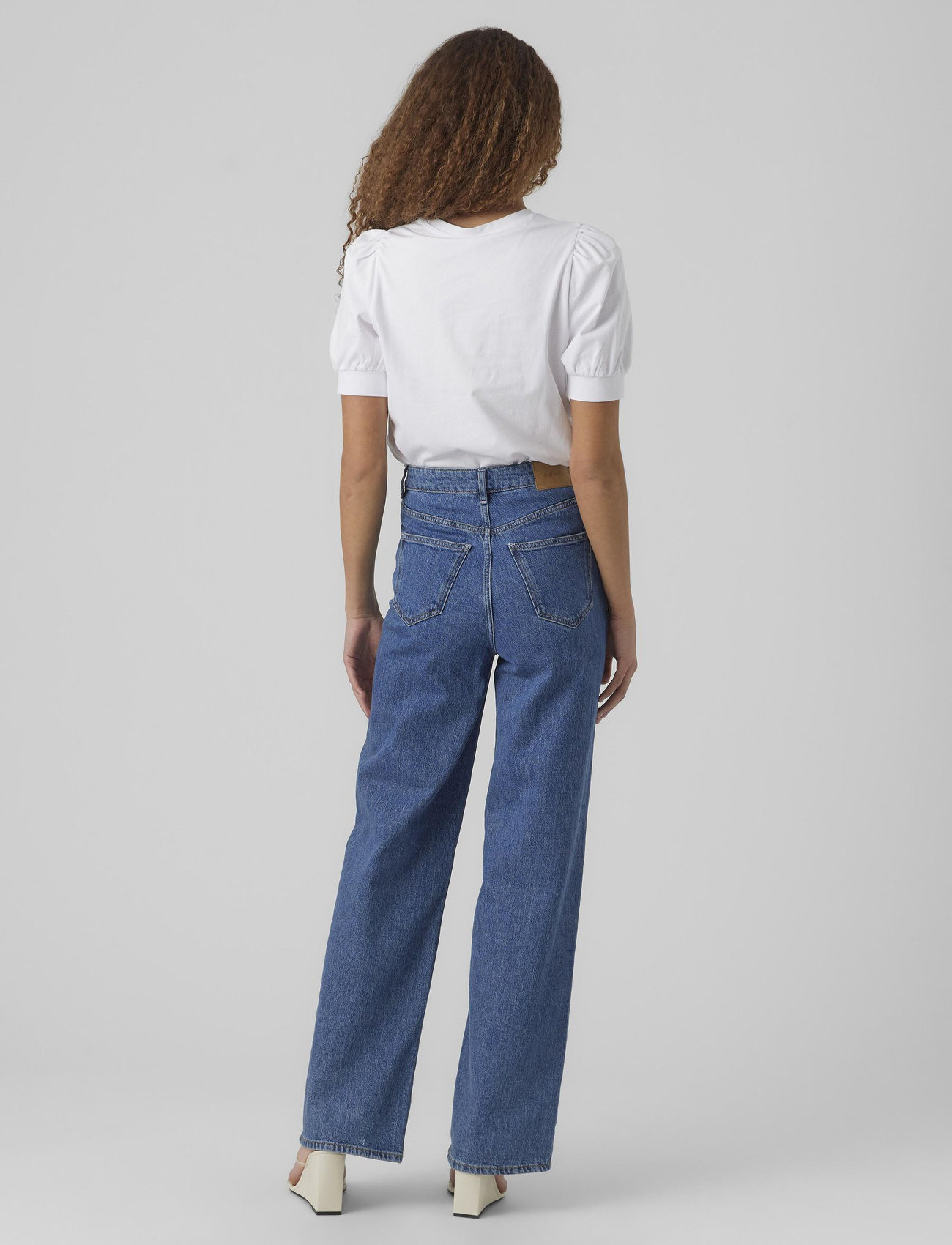 Vero Moda - AWKERRY 2/4 O-NECK TOP NOOS - t-shirts - bright white - 2