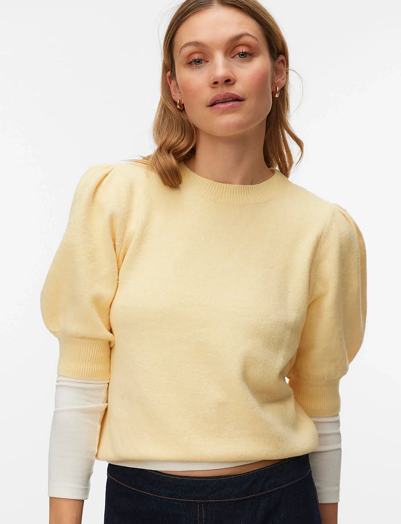 Vero Moda - VMDOFFY 2/4 O-NECK PULLOVER GA NOOS - striktrøjer - golden haze - 3