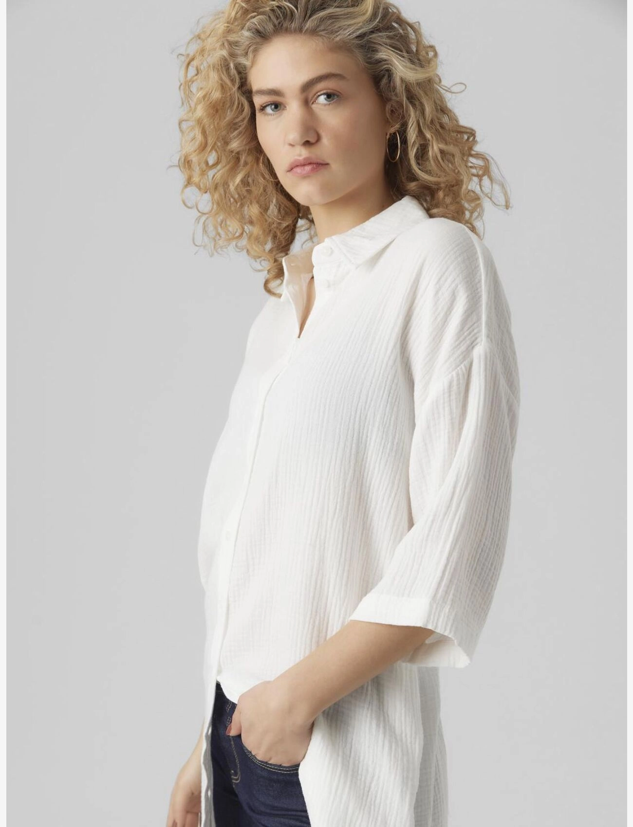 Vero Moda - VMNATALI 3/4 LONG OVERSHIRT WVN GA NOOS - snow white - 5