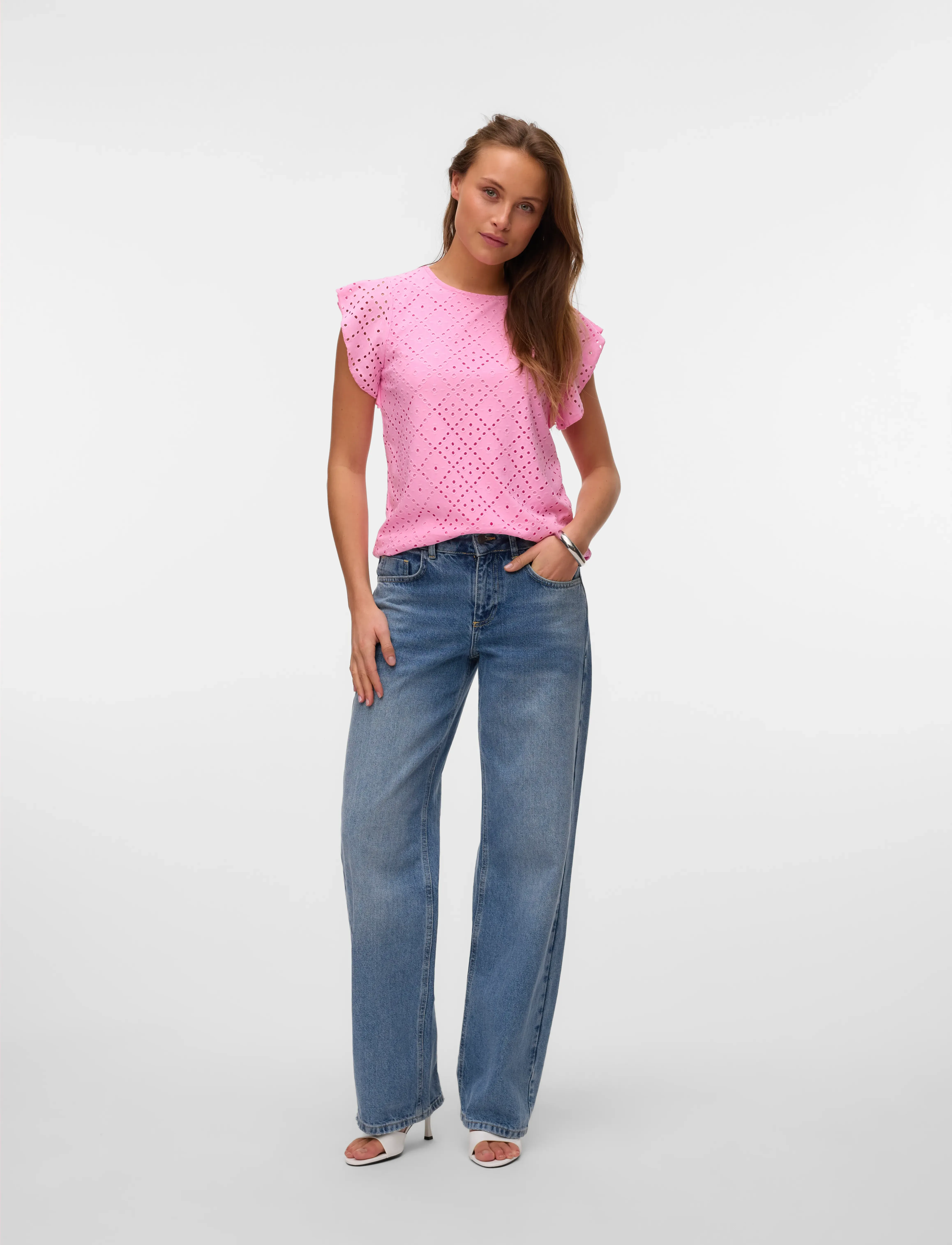 Vero Moda - VMTASSA SL FRILL TOP NOOS - kortærmede bluser - bonbon - 4