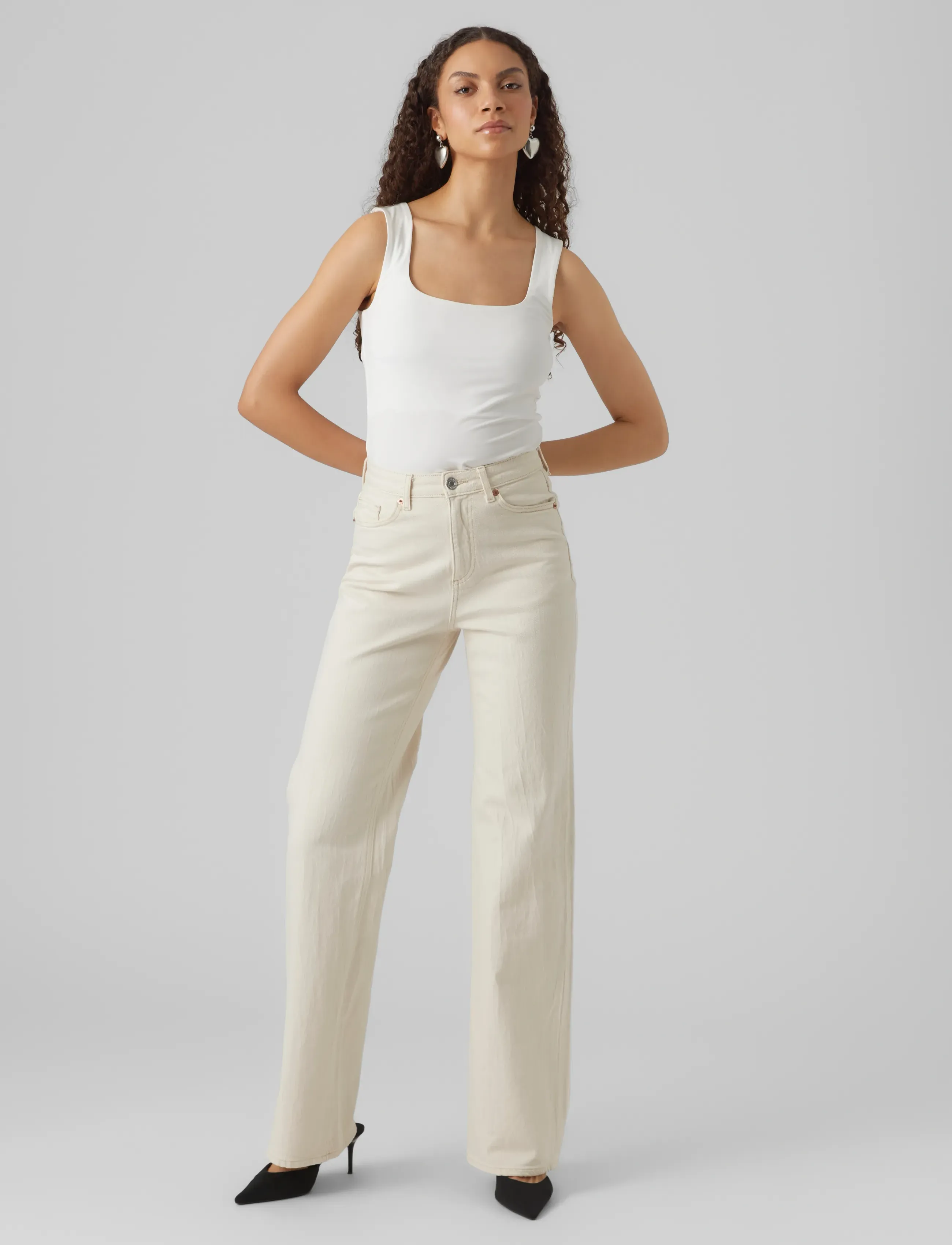 Vero Moda - VMTESSA HR WIDE JEANS ECRU GA NOOS - laia säärega teksad - ecru - 4