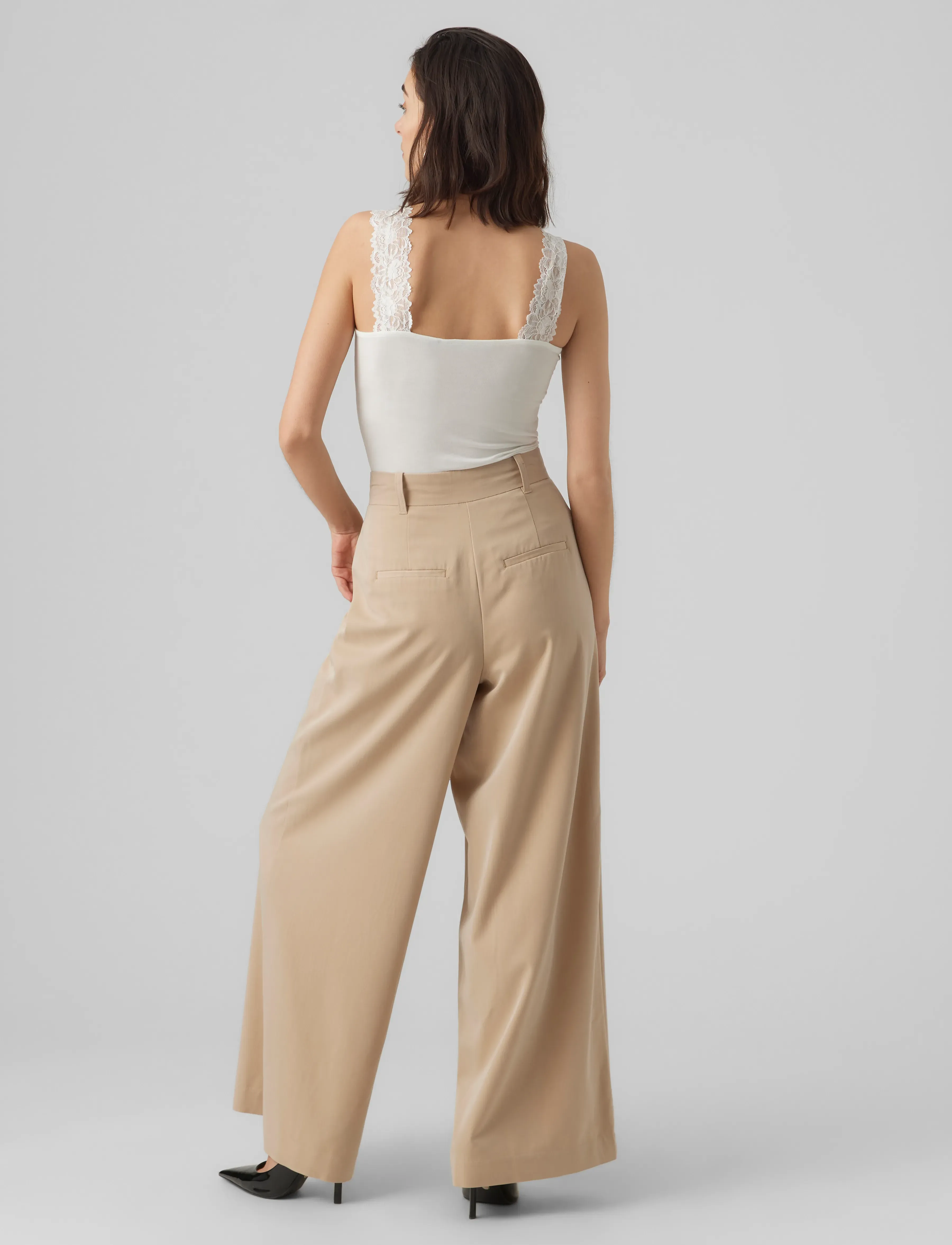 Vero Moda - VMROSA SL TOP JRS NOOS - Ärmellose tops - snow white - 2
