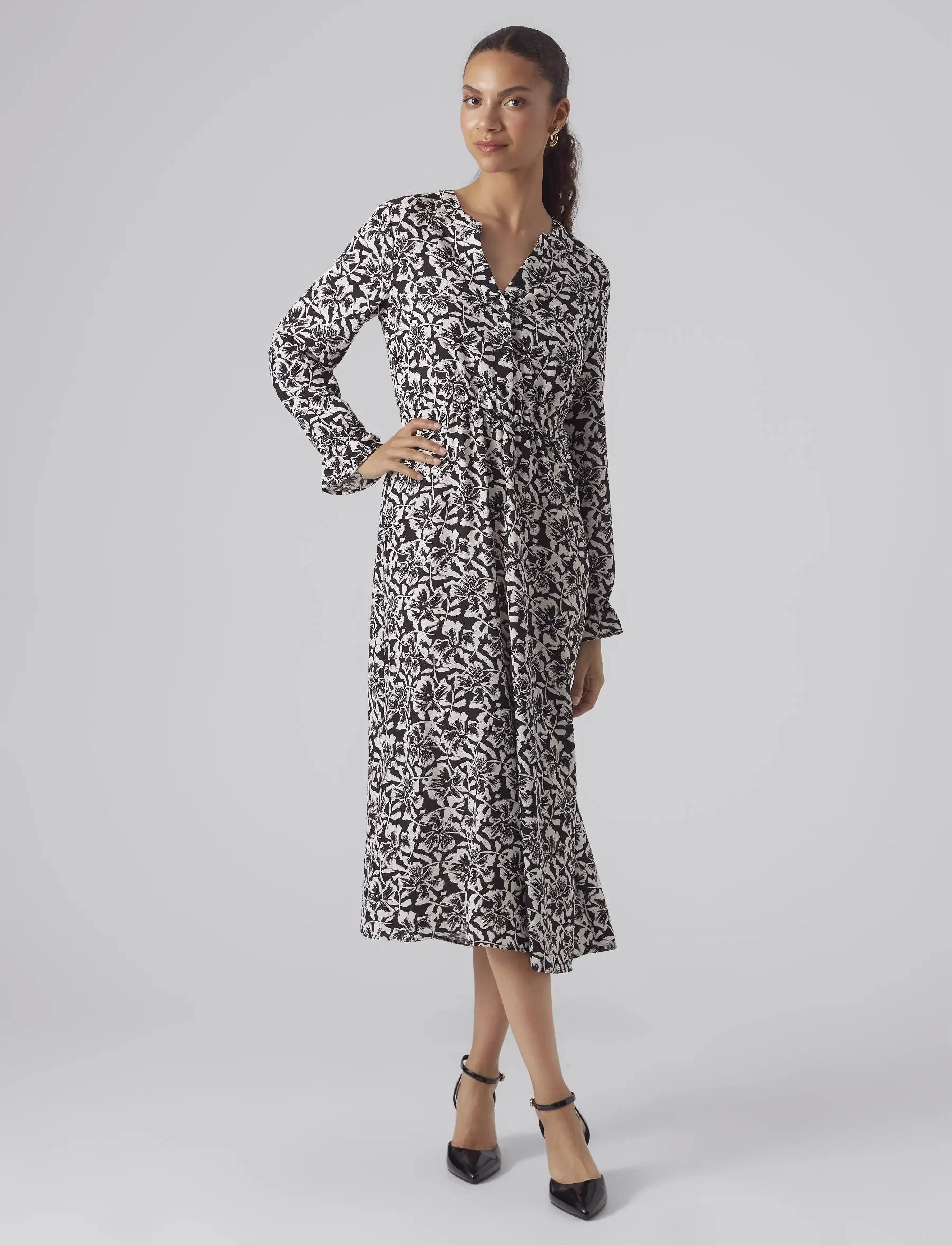 Vero Moda VMSOPHIA L/S ANKLE DRESS WVN BOO - Sommerkjoler - BLACK / black