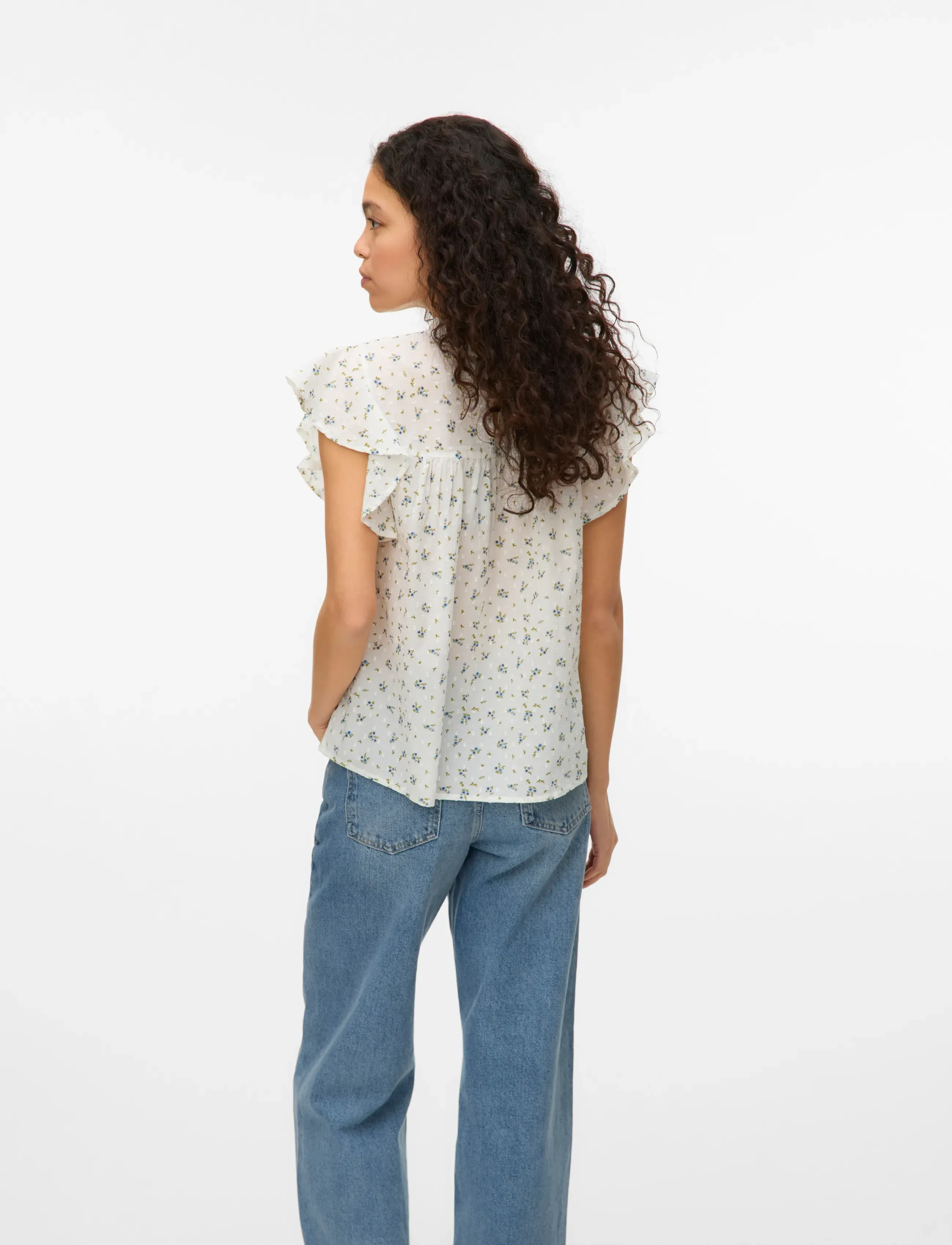 Vero Moda - VMTRINE SL LACE TOP WVN NOOS - Ærmeløse bluser - snow white - 2