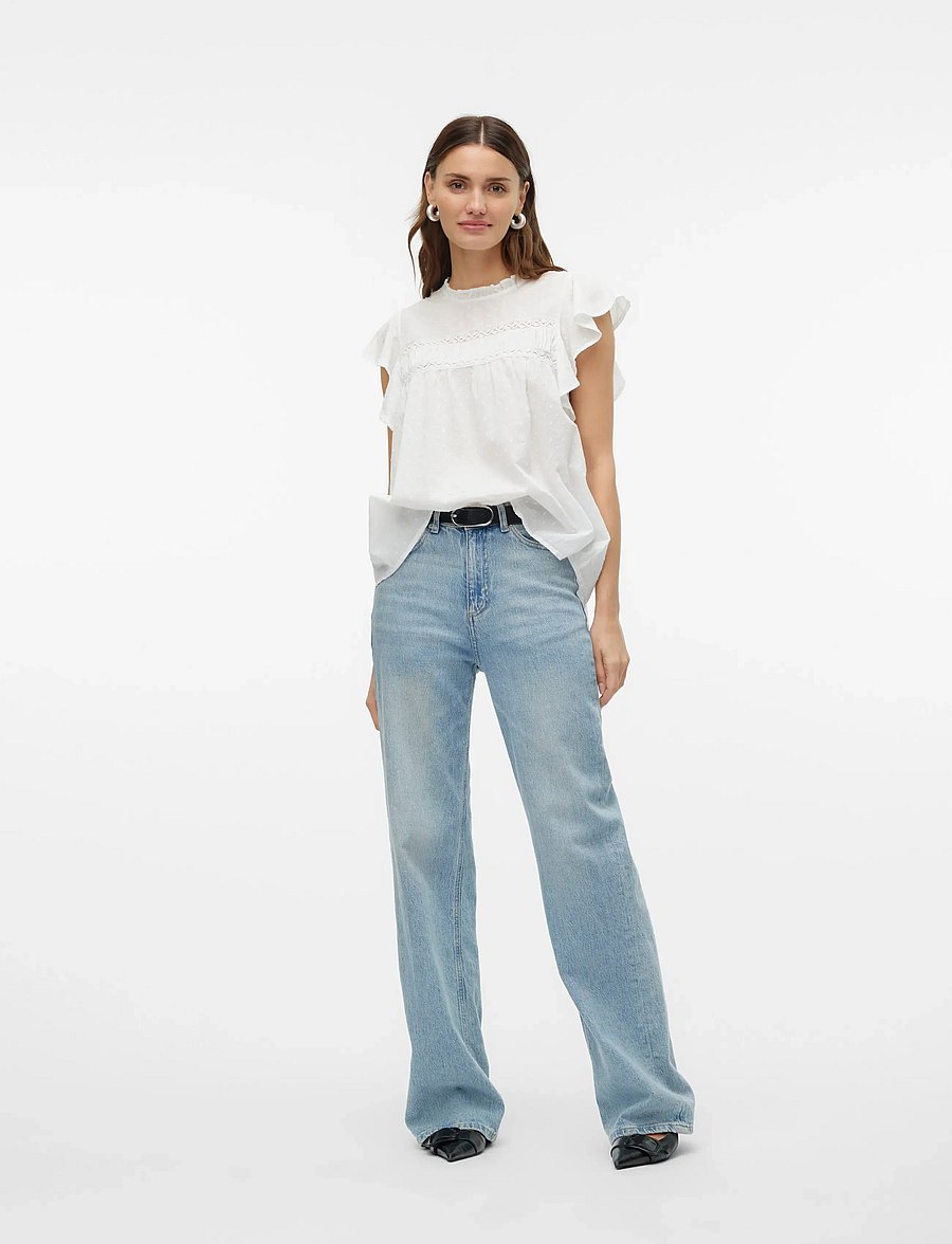 Vero Moda - VMTRINE SL LACE TOP WVN NOOS - Ærmeløse bluser - snow white - 4