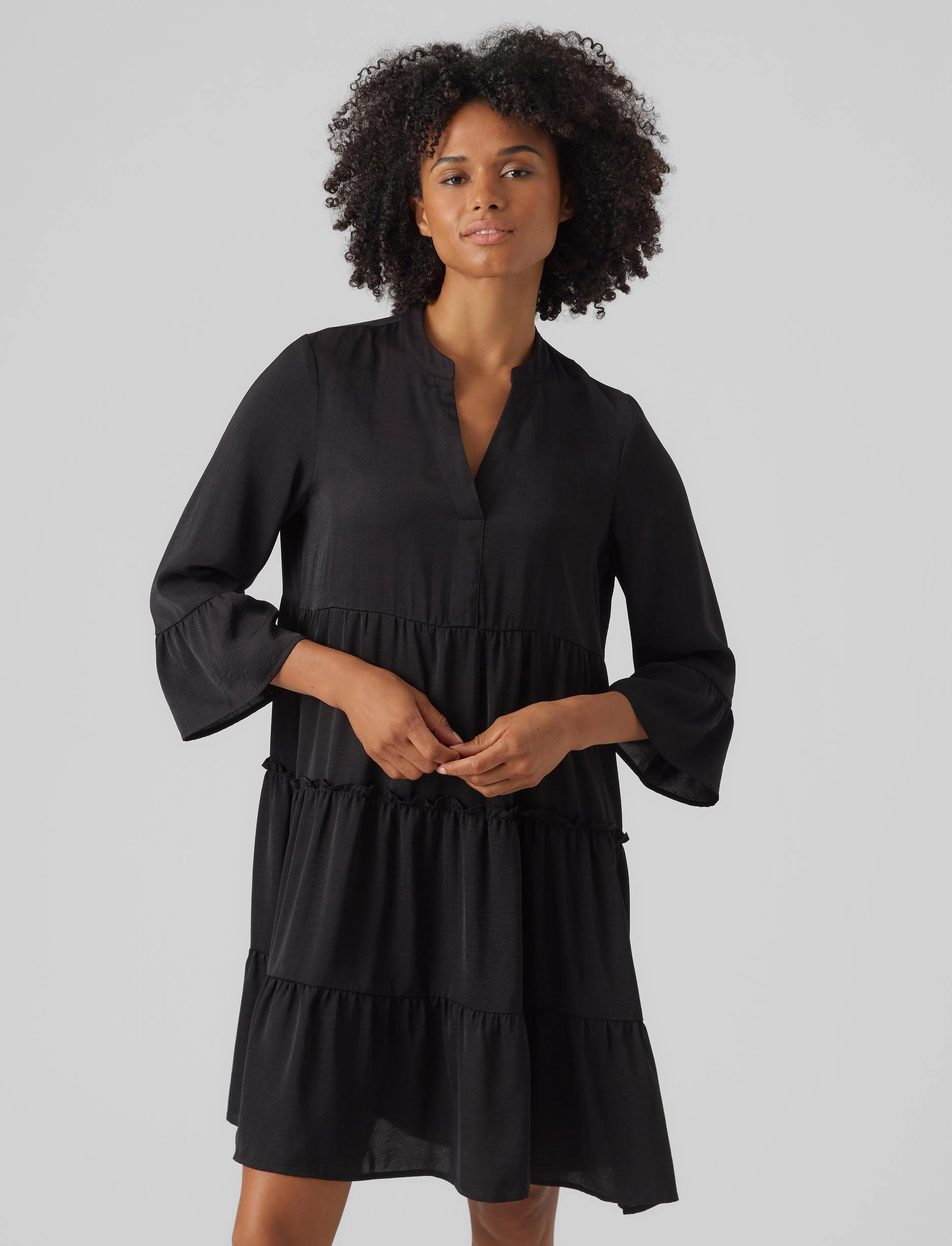 Vero Moda - VMKATRINE 3/4 SHORT DRESS WVN GA - korta klänningar - black - 0
