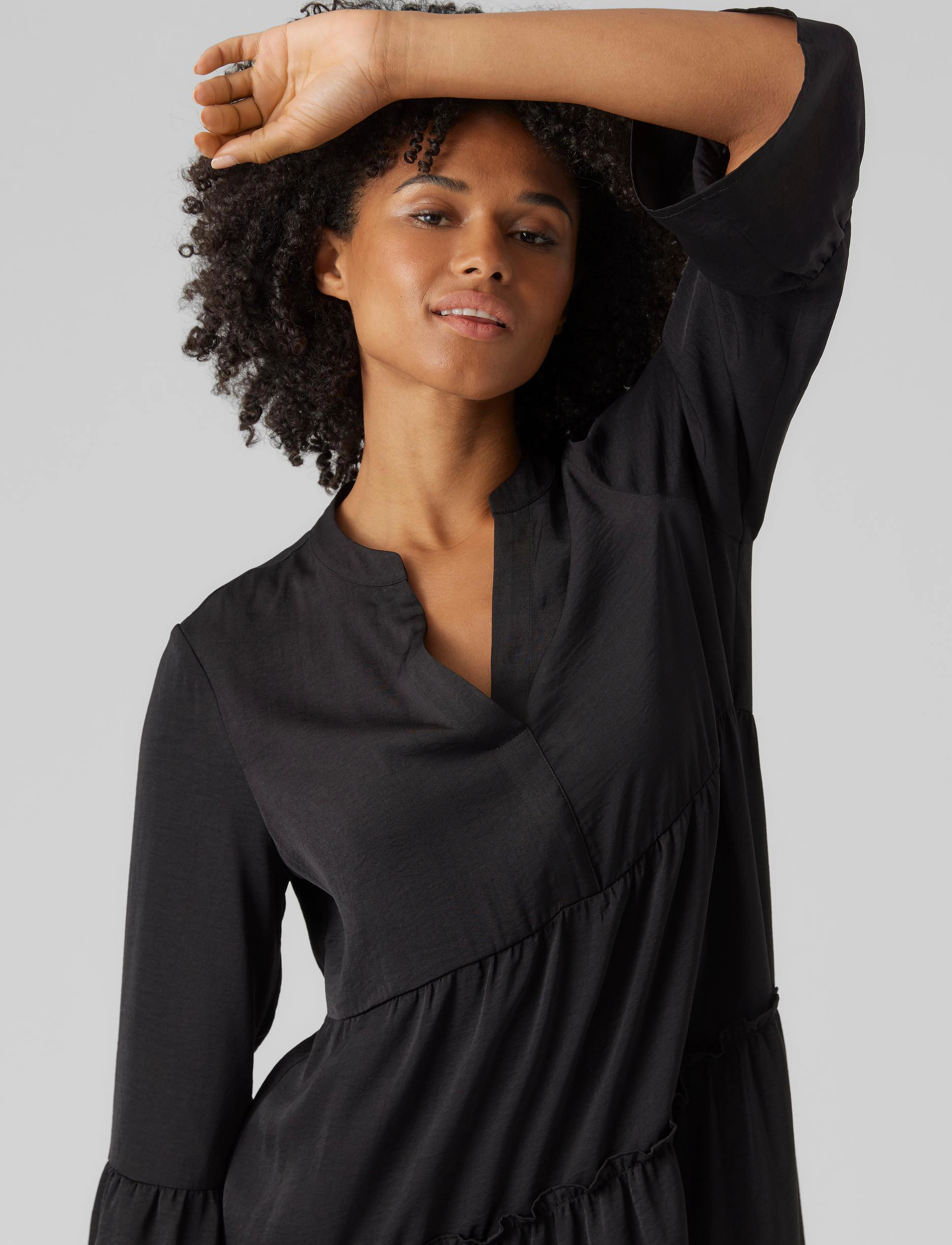 Vero Moda - VMKATRINE 3/4 SHORT DRESS WVN GA - korta klänningar - black - 4