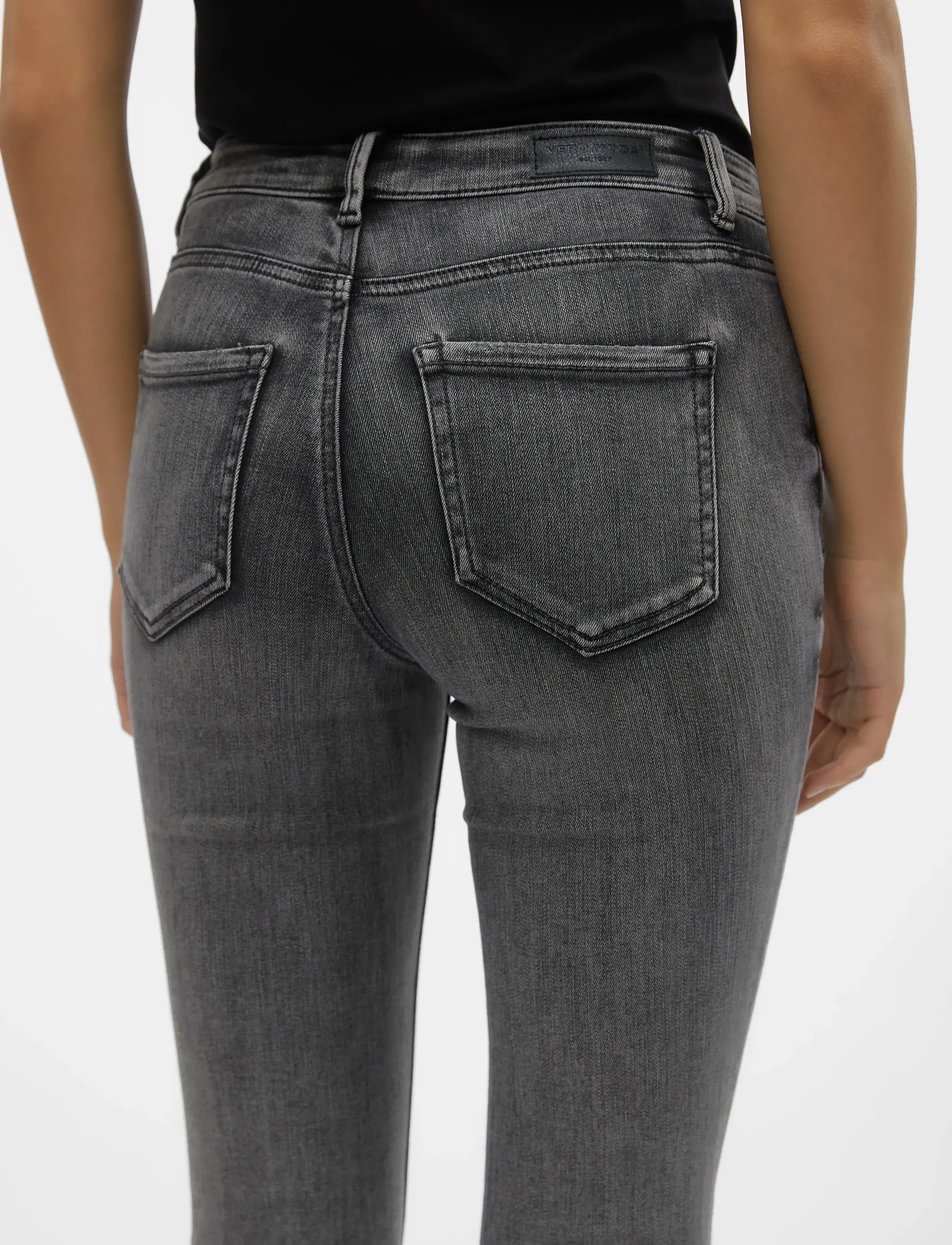 Vero Moda - VMFLASH MR FLARED JEANS LI213 GA NOOS - schlaghosen - medium grey denim - 5