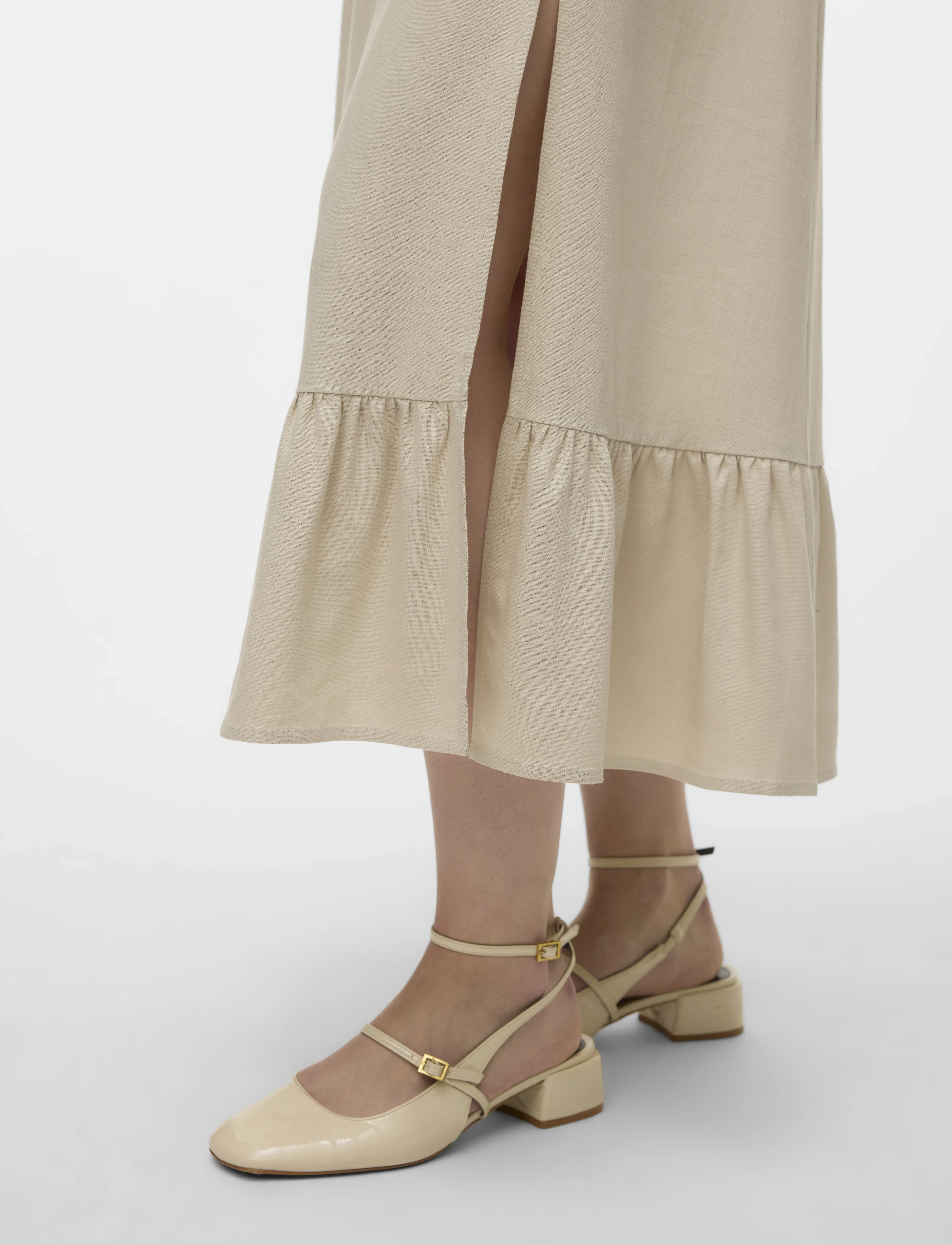 Vero Moda - VMMYMILO SS 7/8 DRESS WVN GA - sommerkleider - silver lining - 5