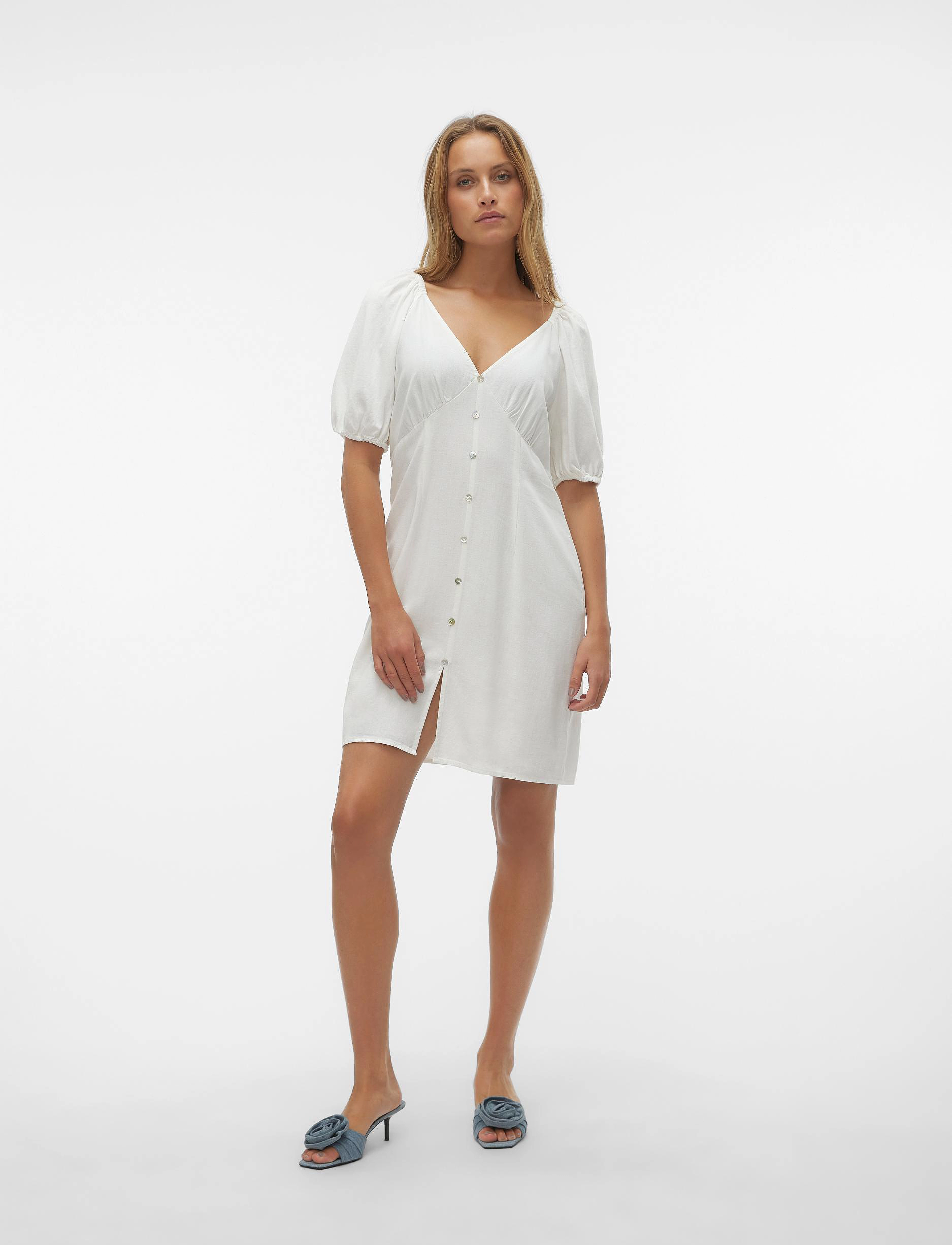 Vero Moda - VMMYMILO 2/4 SHORT BUTTON DRESS WVN GA - die niedrigsten preise - snow white - 4