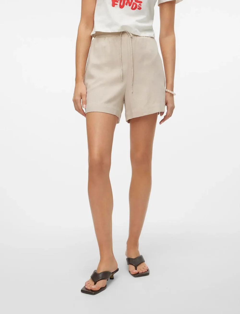 Vero Moda - VMMYMILO HW PAPERBAG SHORTS WVN GA - linased lühikesed püksid - silver lining - 0