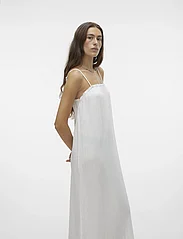 Vero Moda - VMNATALI SINGLET DRESS WVN GA SPE - slip dresses - snow white - 4