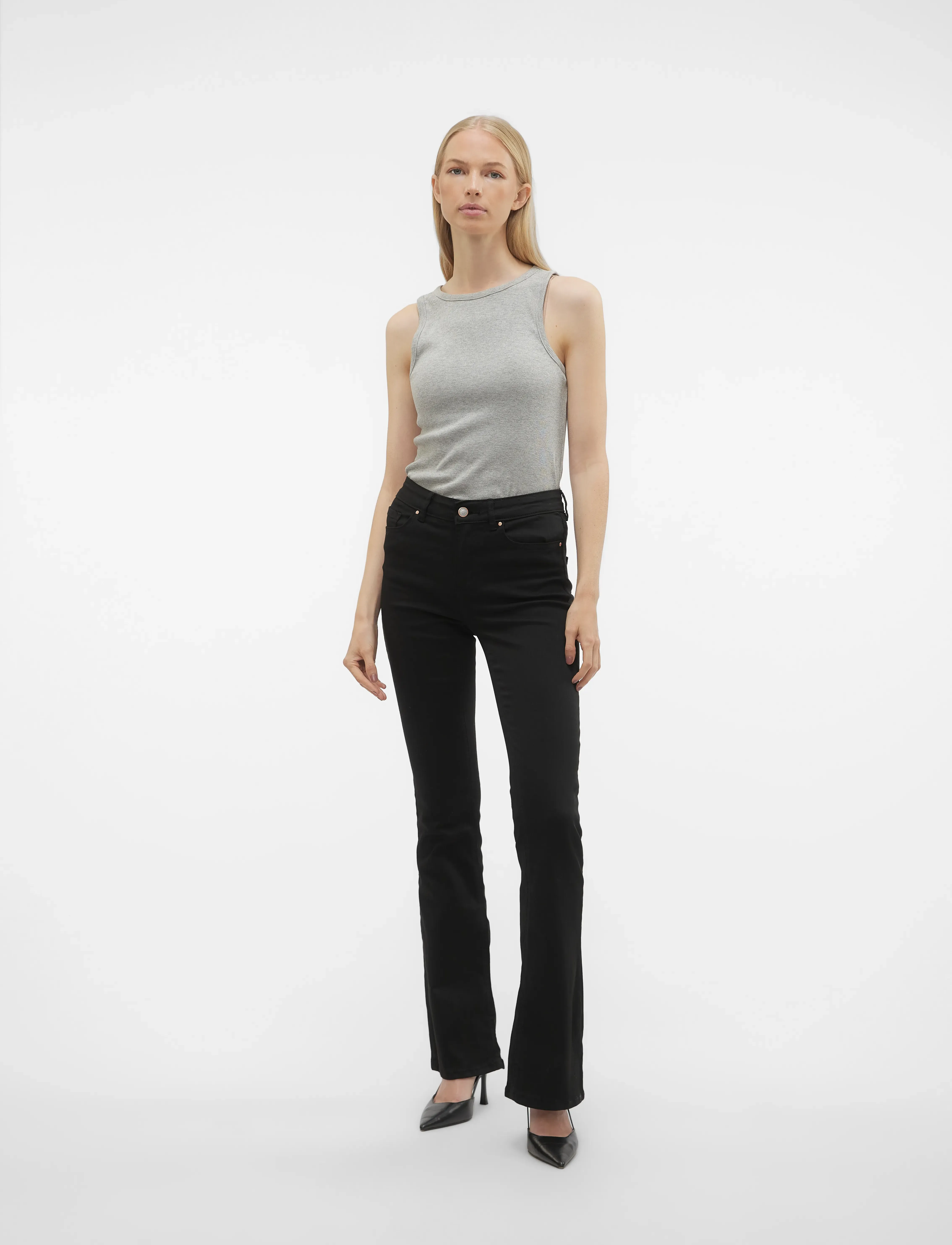 Vero Moda - VMFLASH MR FLARED JEANS LI140 GA NOOS - nuo kelių platėjantys džinsai - black - 4