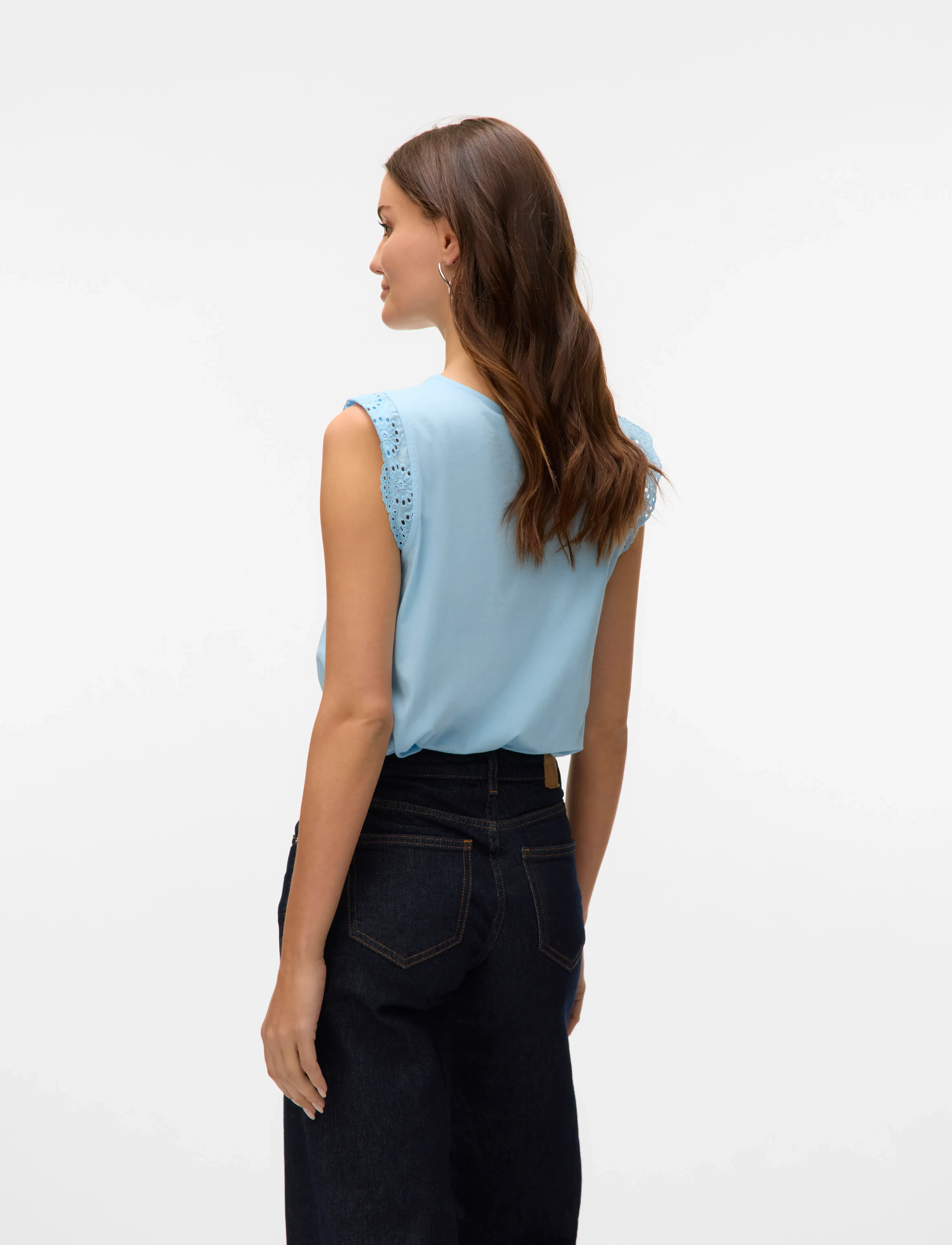 Vero Moda - VMEMILY SL GATHERING TOP JRS NOOS - Ärmellose blusen - airy blue - 2