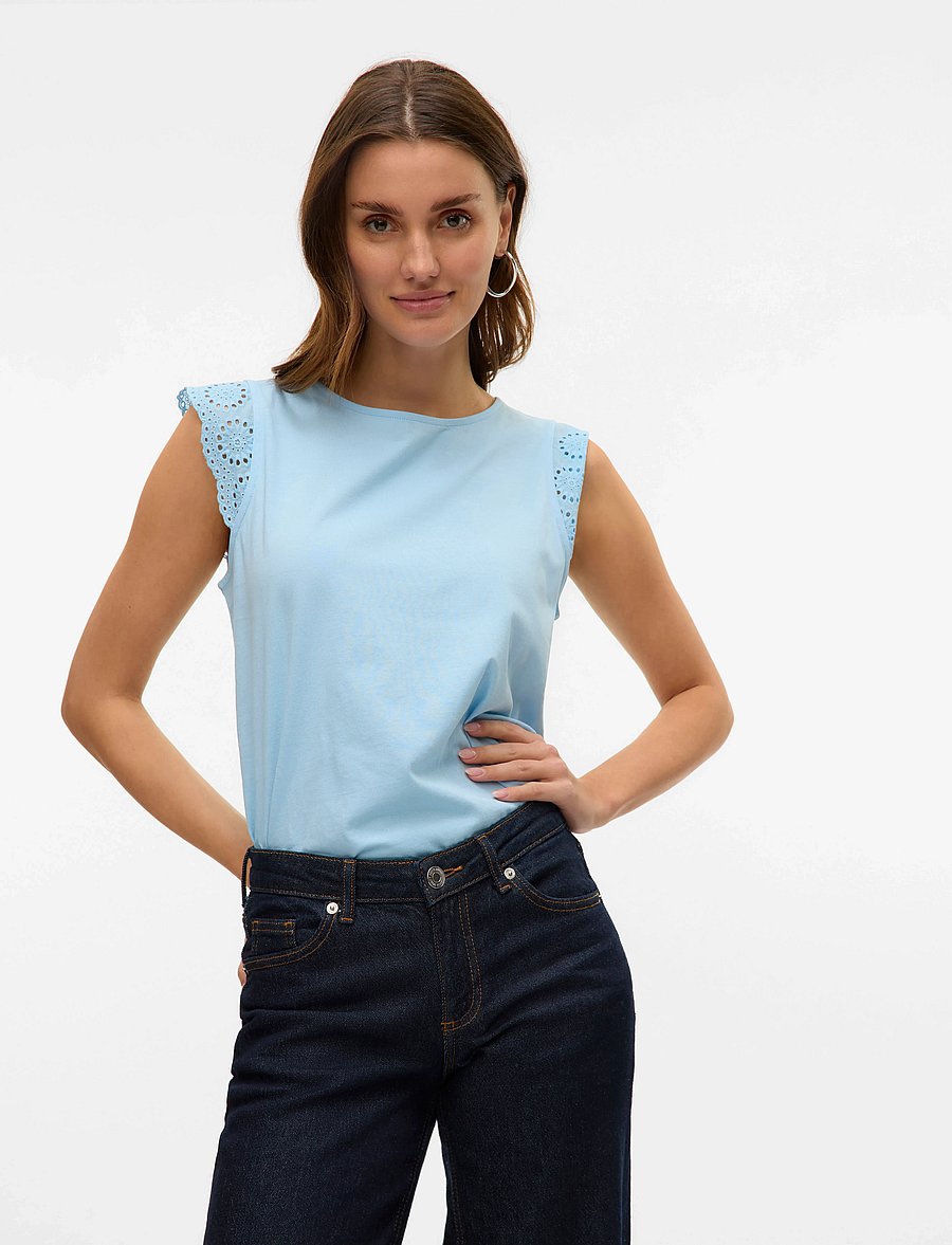 Vero Moda - VMEMILY SL GATHERING TOP JRS NOOS - Ärmellose blusen - airy blue - 4