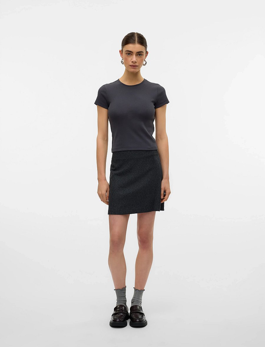 Vero Moda - VMCHLOE SS SHORT TOP JRS NOOS - t-särgid - asphalt - 4