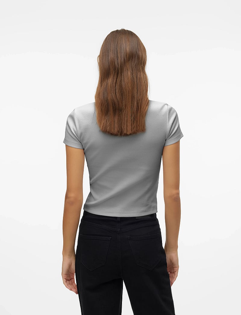 Vero Moda - VMCHLOE SS SHORT TOP JRS NOOS - t-shirts - light grey melange - 2