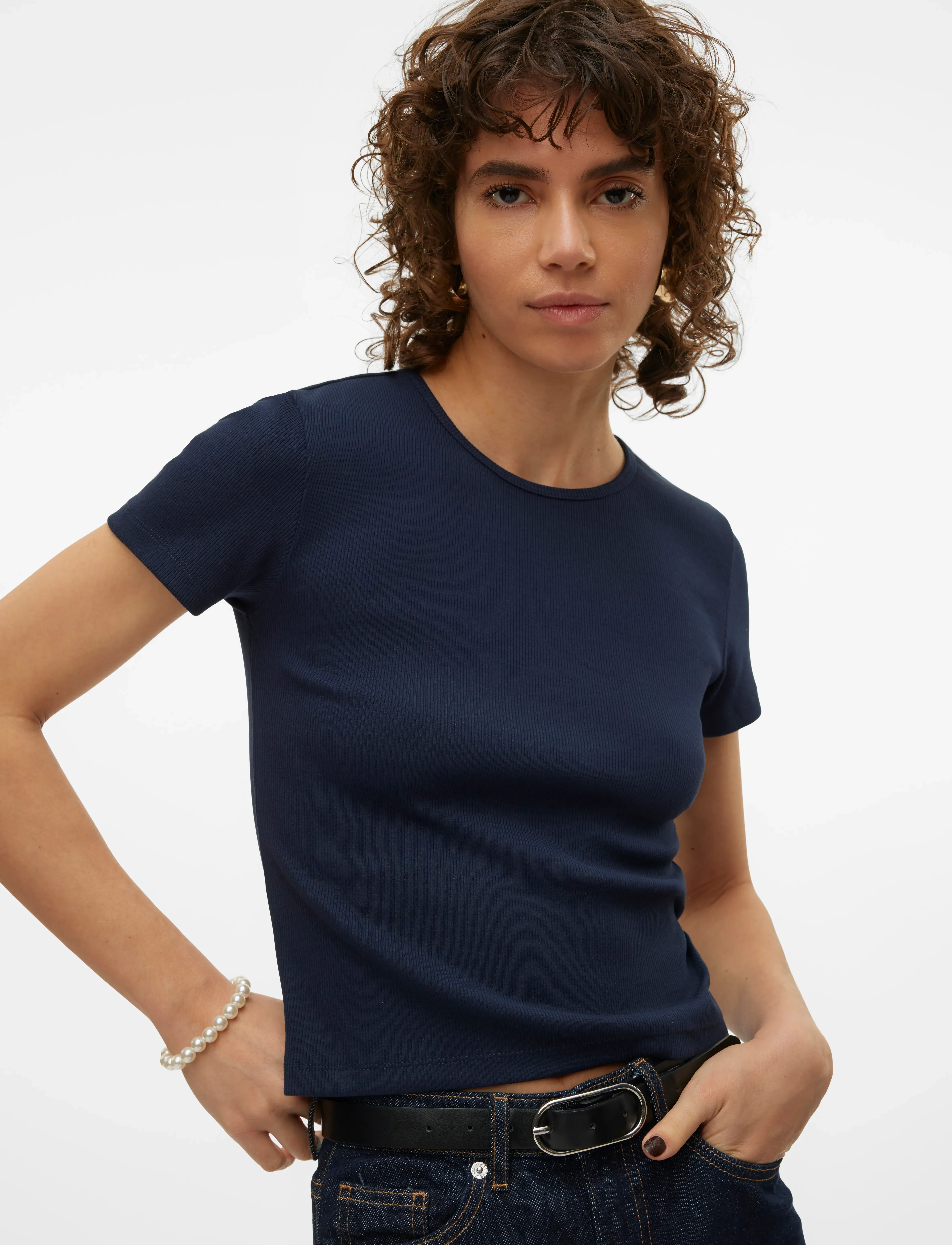 Vero Moda - VMCHLOE SS SHORT TOP JRS NOOS - t-särgid - navy blazer - 4