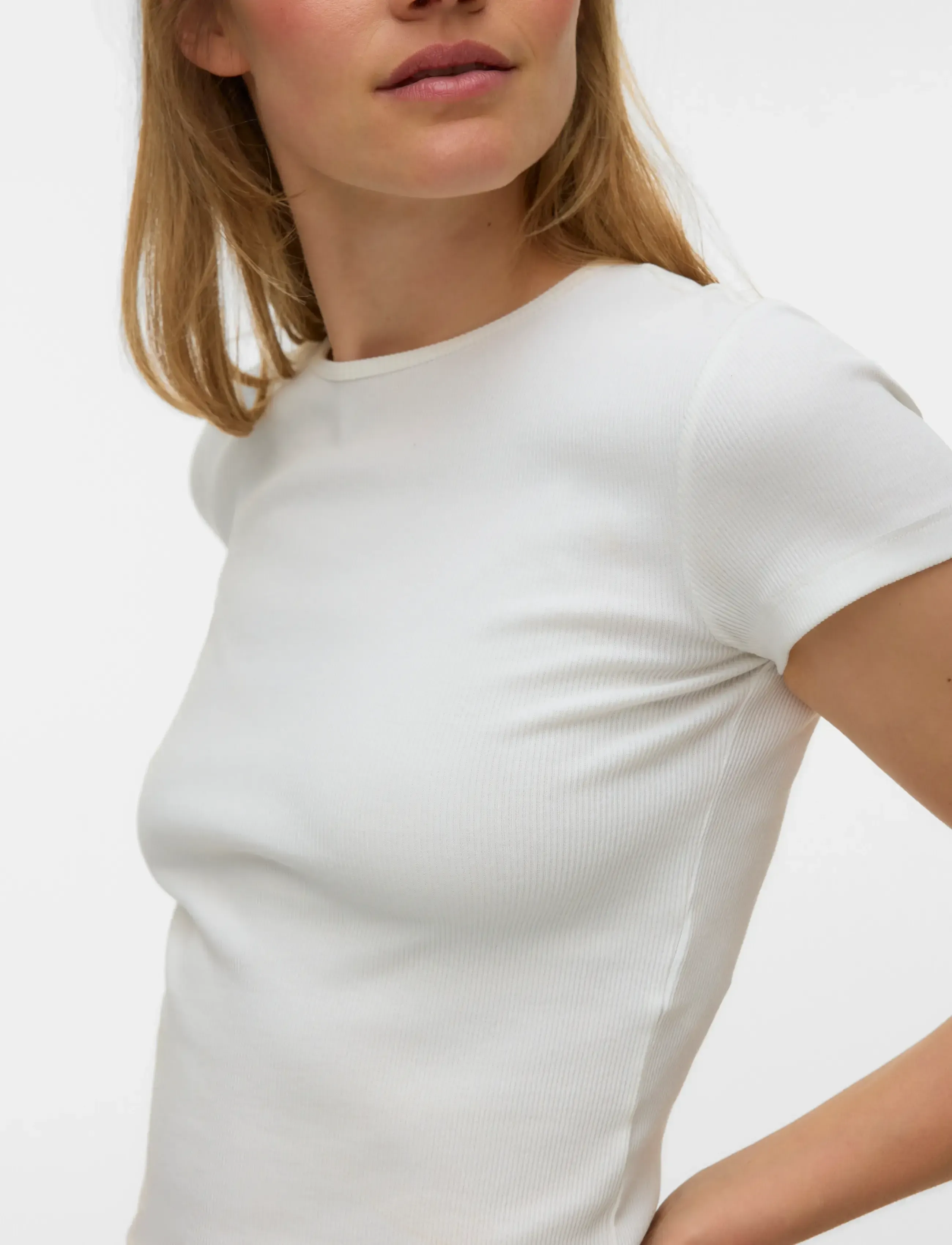 VERO MODA Vmchloe Ss Short Top Jrs Noos toppar dam – bild 6