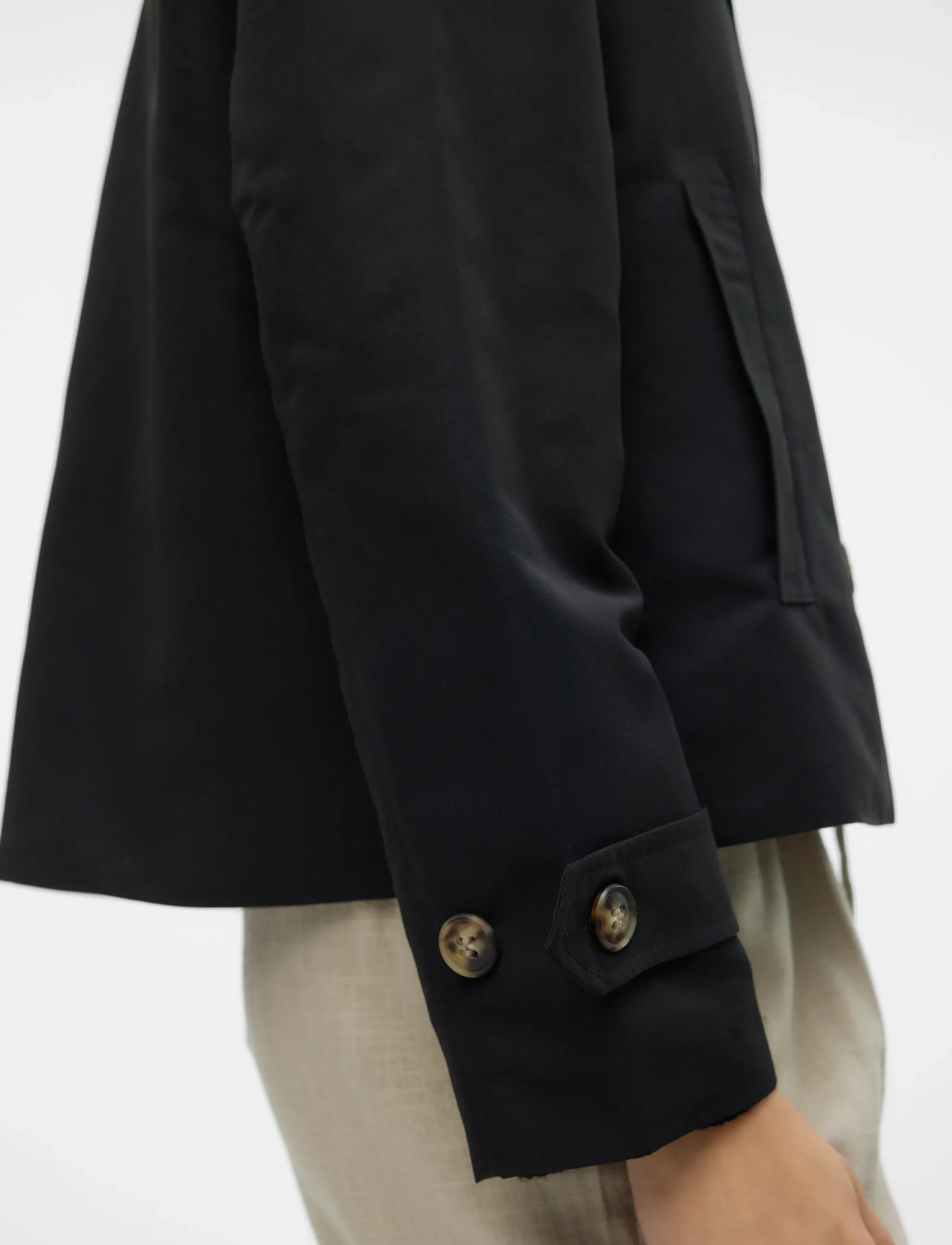 Vero Moda - %VMCHLOEMIA SHORT TRENCHCOAT NOOS - trenchcoats - black - 5