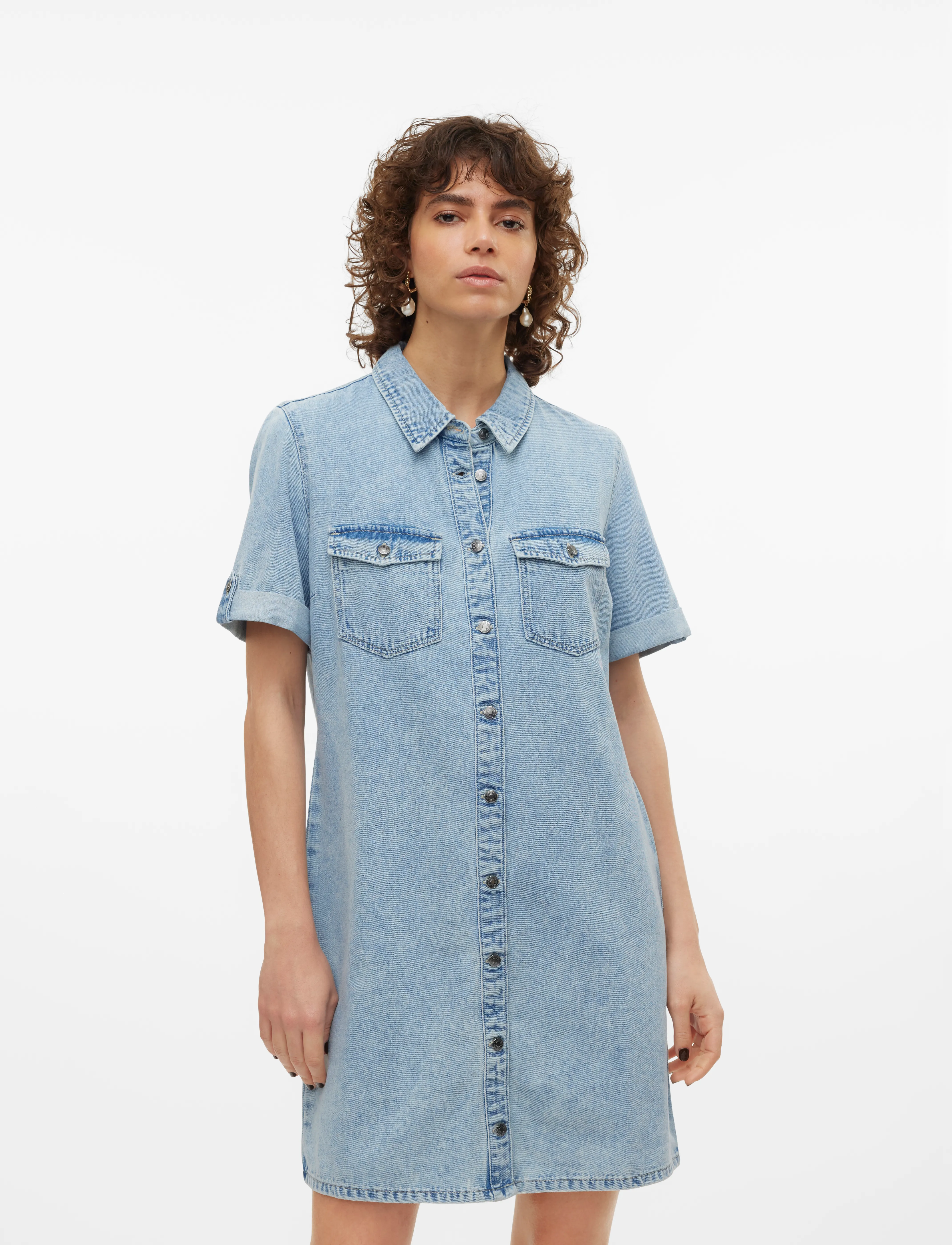 Vero Moda VMJENNIE SS SHORT DENIM DRESS GA NOOS - Korte kjoler - LIGHT BLUE DENIM / blue