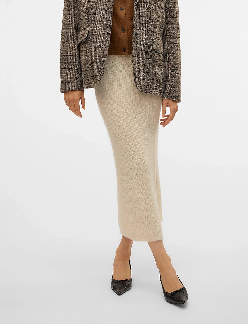 Vero Moda - VMPUFF NW CALF PENCIL SKIRT BOO - stickade kjolar - birch - 0