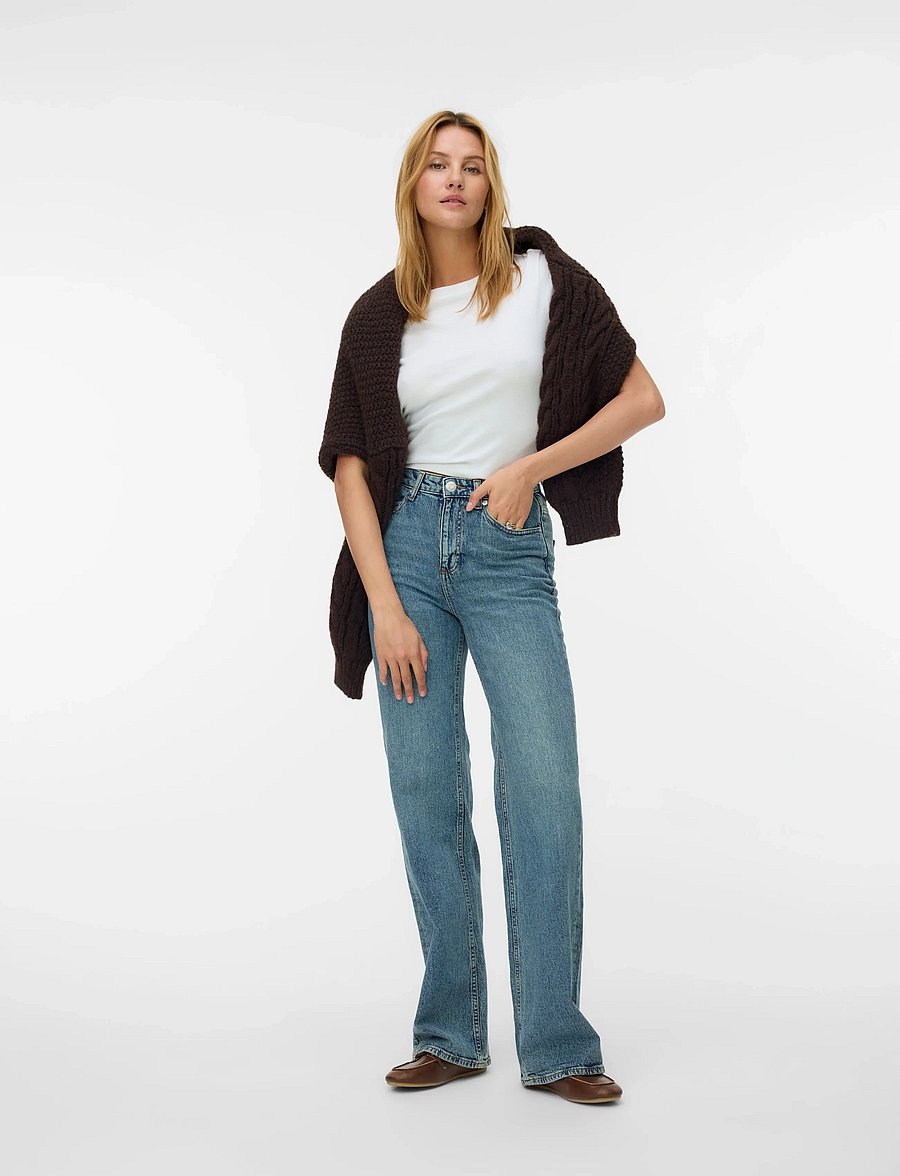 Vero Moda - VMTESSA HR WIDE JEANS RA394 GA NOOS - hosen mit weitem bein - medium blue denim - 0