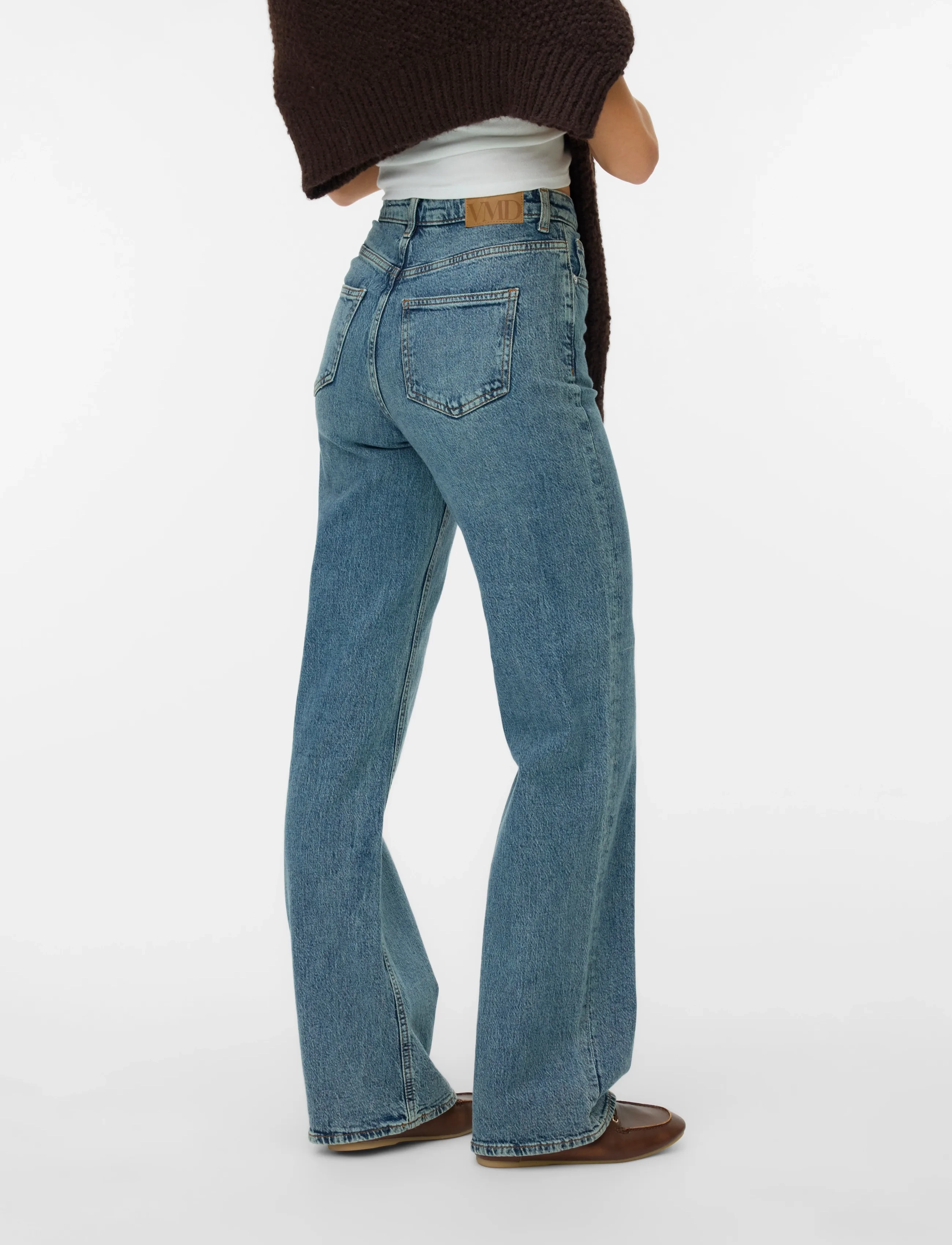 Vero Moda - VMTESSA HR WIDE JEANS RA394 GA NOOS - hosen mit weitem bein - medium blue denim - 2