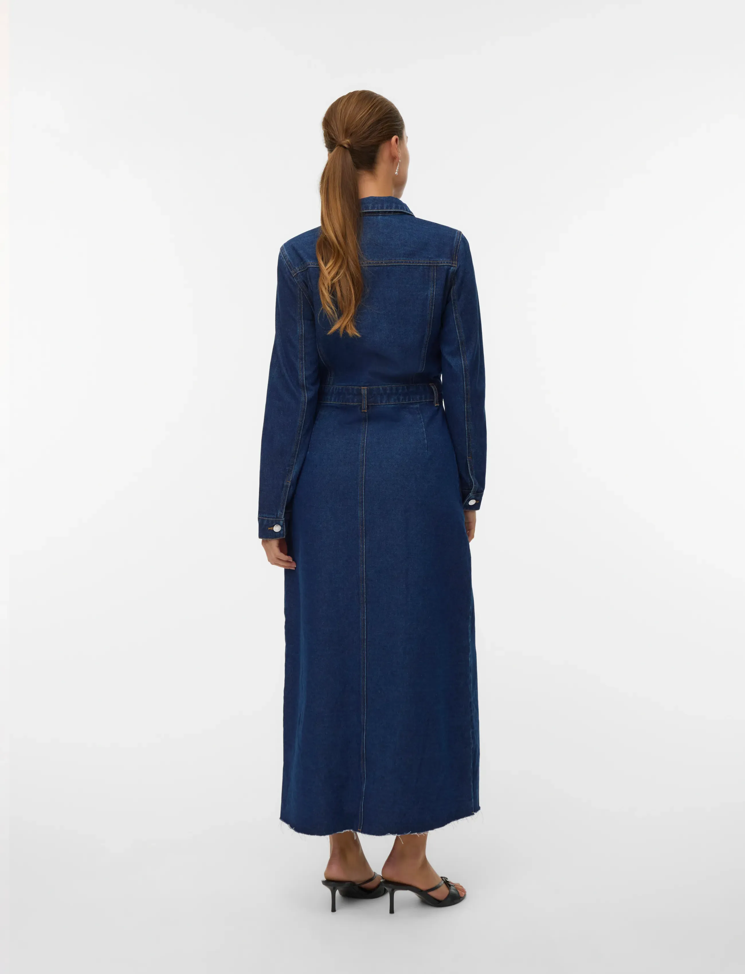 Vero Moda - VMMOLLY LS  ANK DENIM DRESS - jeanskleider - dark blue denim - 3