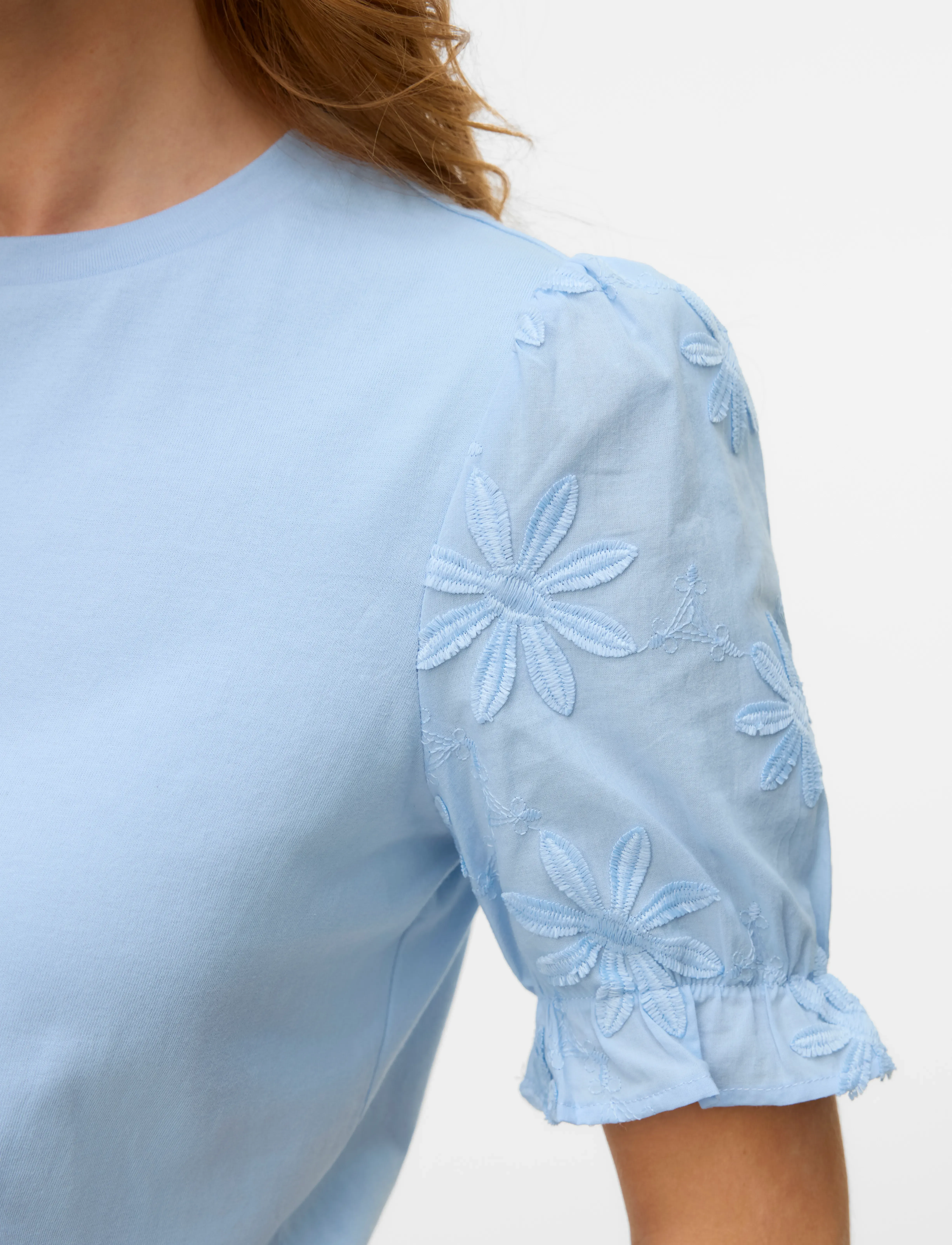 Vero Moda - VMSENNA SS EMB SLEEVE TOP JRS - lühikeste varrukatega pluusid - cashmere blue - 4