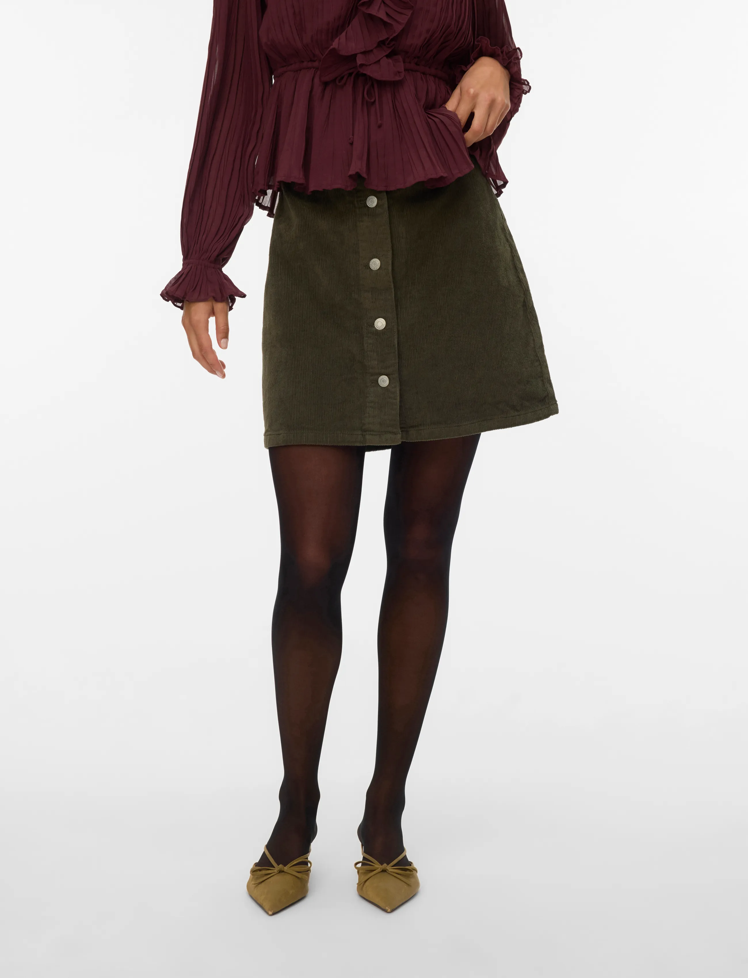 Vero Moda - VMETTA HR SHORT CORD SKATER SKIRT NOOS - kurze röcke - forest night - 3