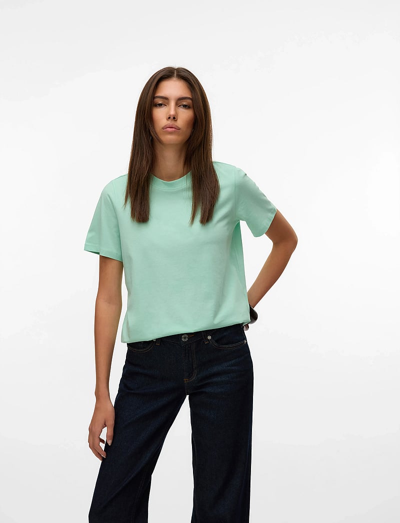 Vero Moda - VMPAULINA SS T-SHIRT JRS NOOS - t-shirts - birds egg green - 4