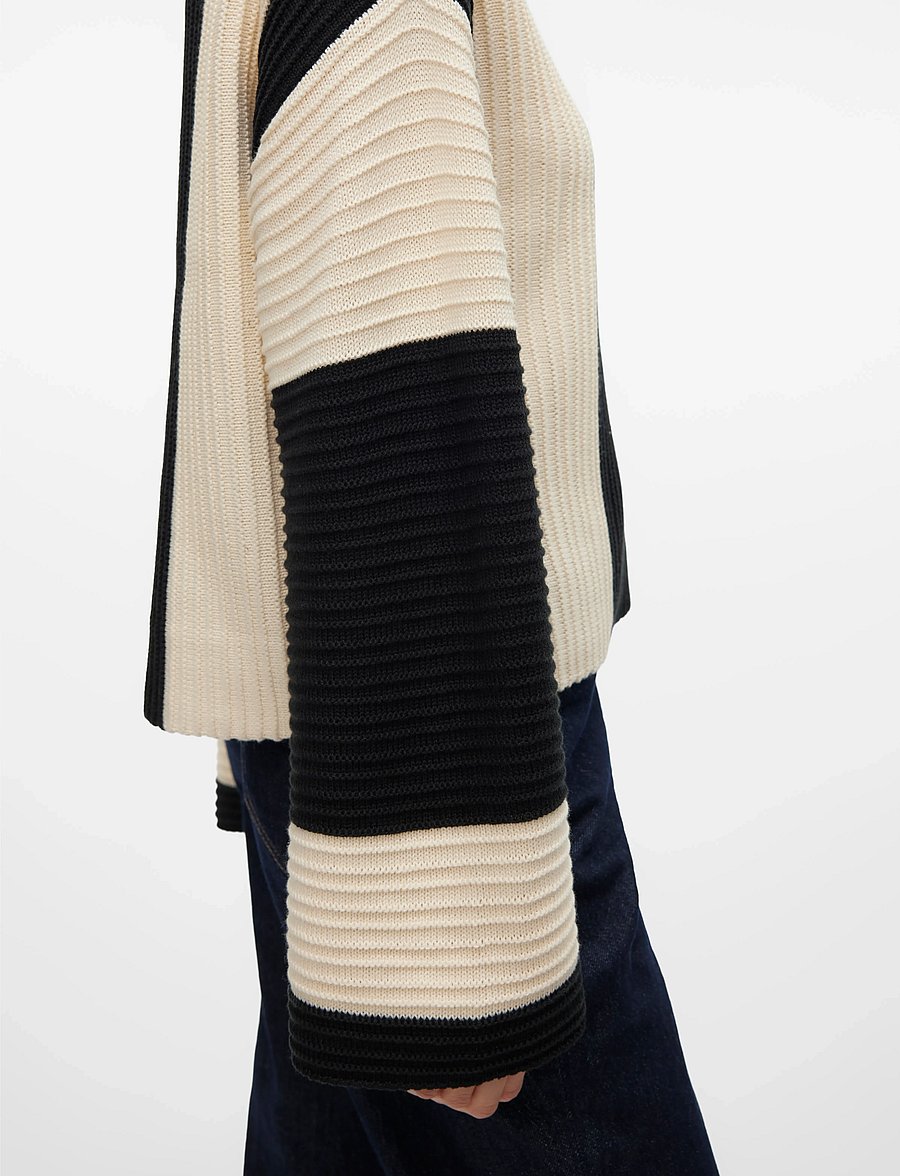 Vero Moda - VMGIGI LS O-NECK PULLOVER LCS REP - pullover - black - 5