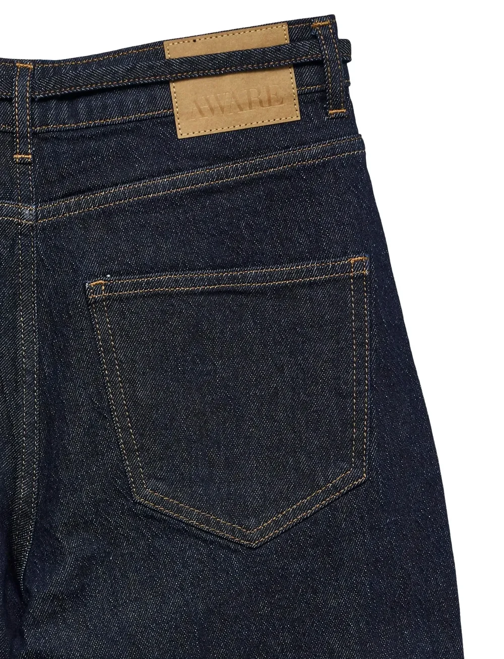 Vero Moda - AWMADDIE HR BELT WIDE JEANS RA392 - hosen mit weitem bein - dark blue denim - 2