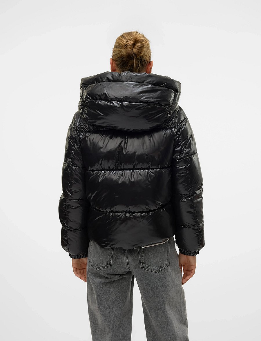 Vero Moda - VMUPPSASHINY SHORT JACKET EXCL - winterjacken - black - 3