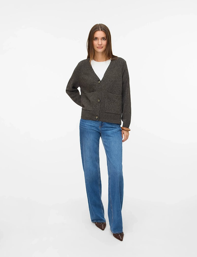 Vero Moda - VMBOOM LS V-NECK BUTTON CARDIGAN GA NOOS - cardigans - chocolate torte - 0