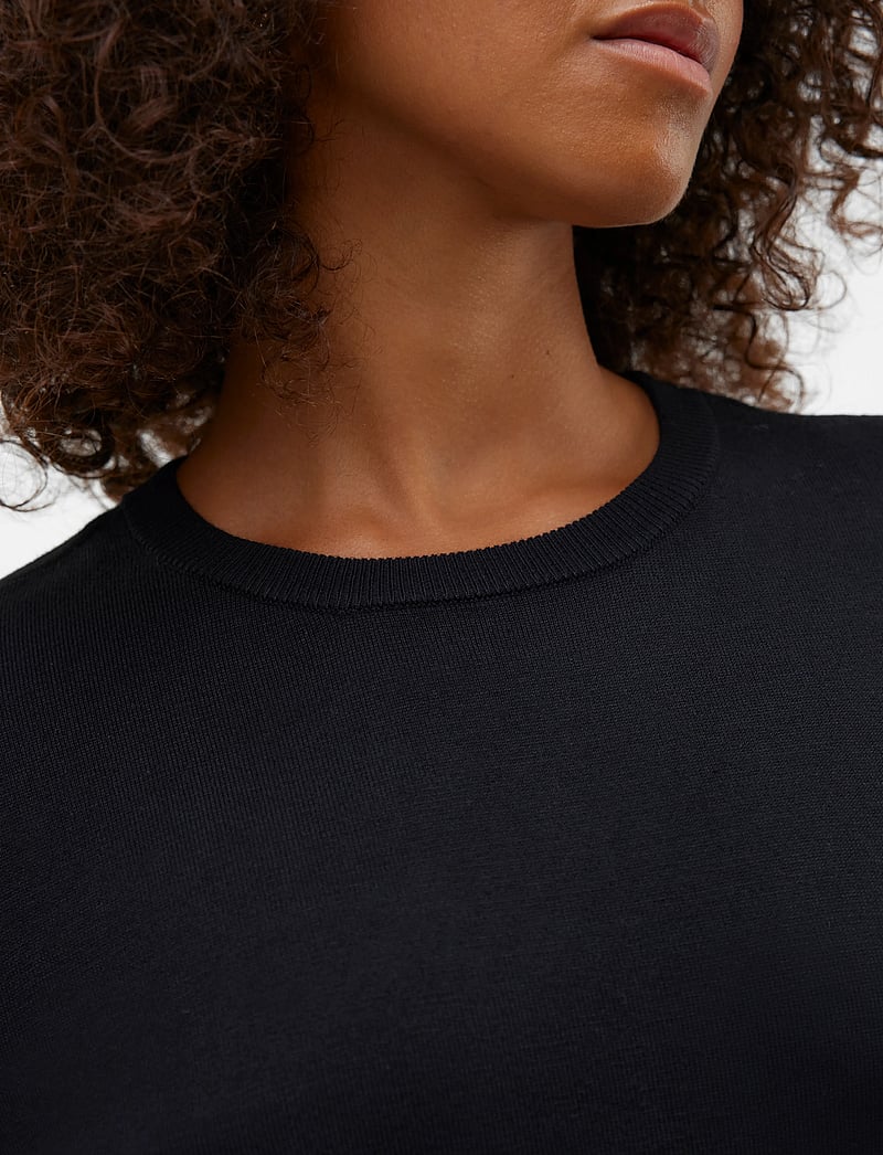 Vero Moda - VMSILJE 2/4 O-NCK OVERSIZE PULL GA NOOS - t-shirts - black - 4