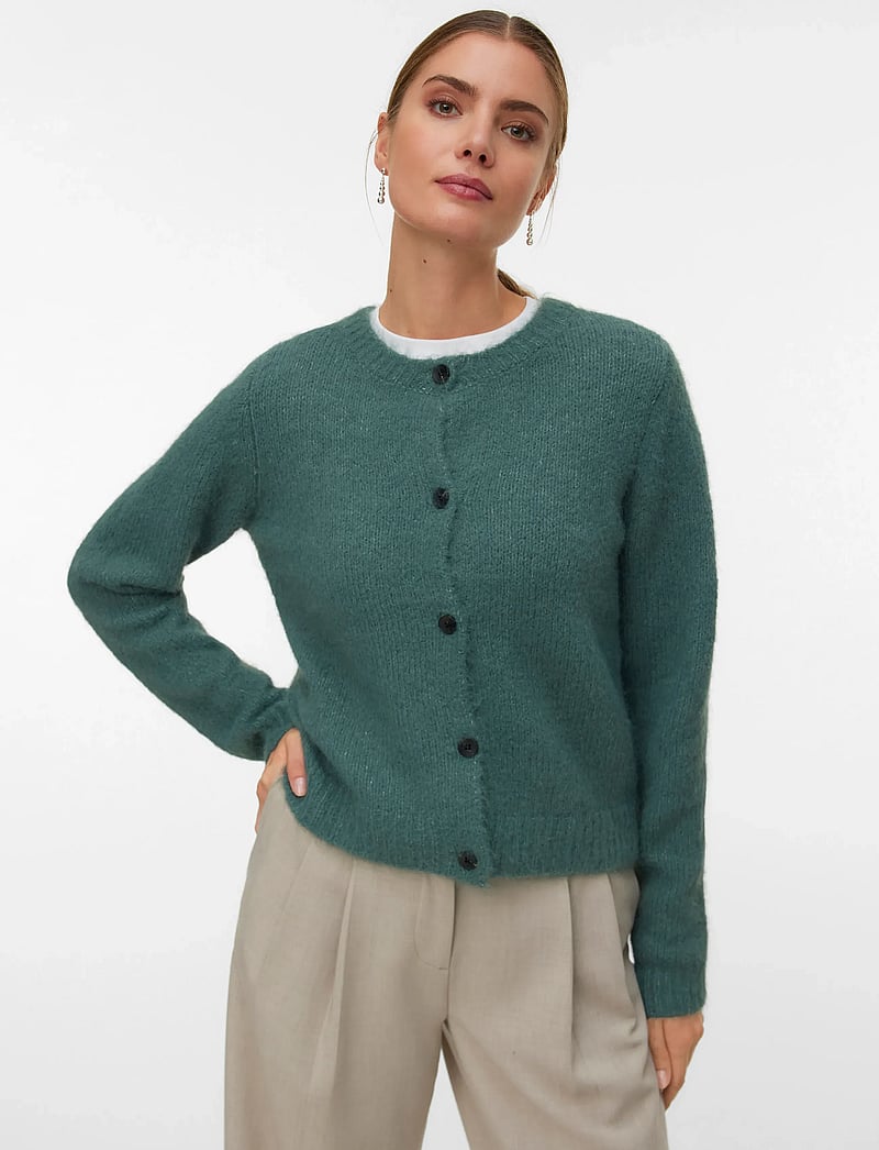 Vero Moda - VMNOVAH LS O-NECK BUTTON CARDI GA NOOS - cardigans - balsam green - 3