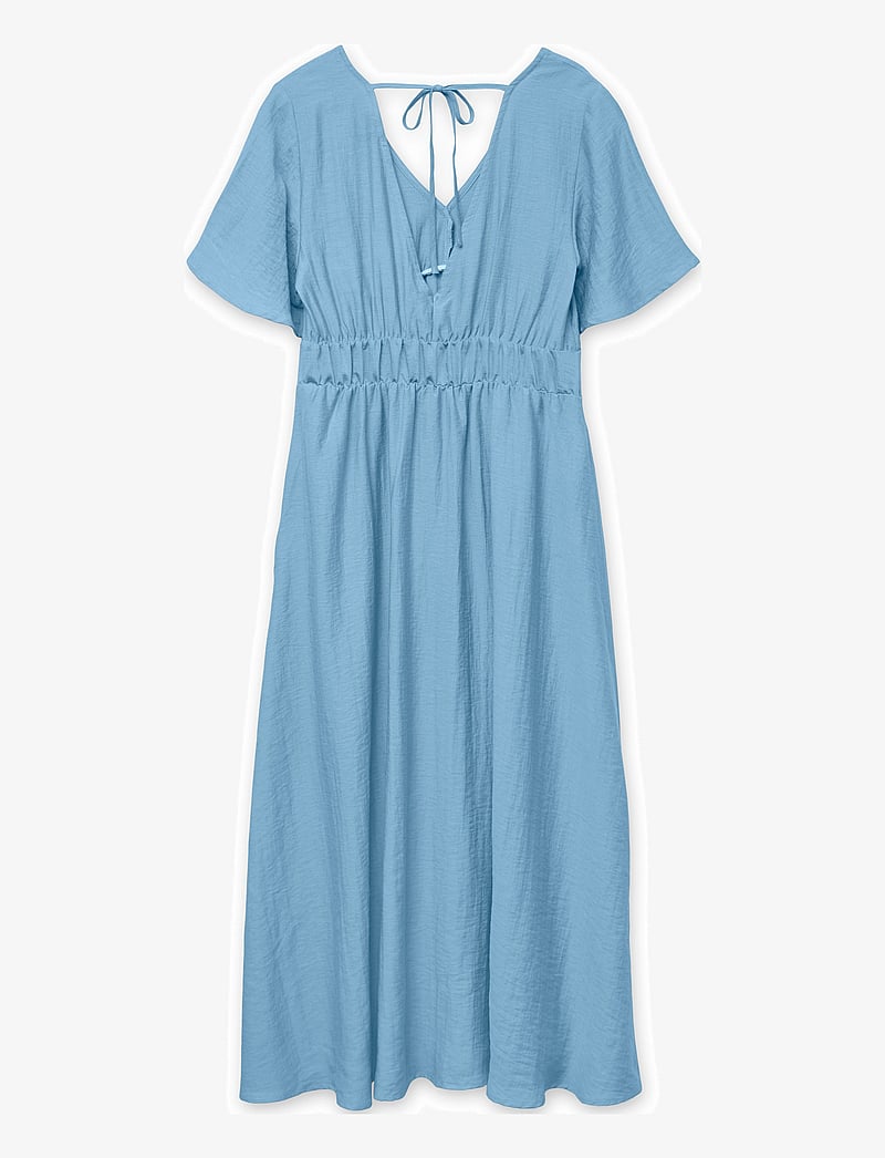 Vero Moda - VMFLORA OLGA SS 7/8 DRESS WVN GA - midi kjoler - airy blue - 1