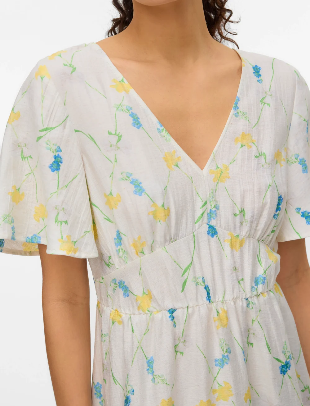 Vero Moda - VMFLORA OLGA SS 7/8 DRESS WVN GA - midi kjoler - snow white - 4