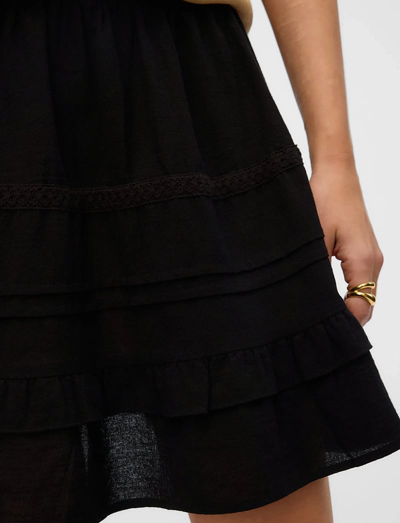 Vero Moda - VMPRETTY SHORT SKIRT WVN GA NOOS - korte rokken - black - 5
