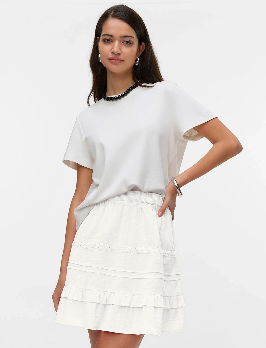 Vero Moda - VMPRETTY SHORT SKIRT WVN GA NOOS - minihameet - snow white - 3