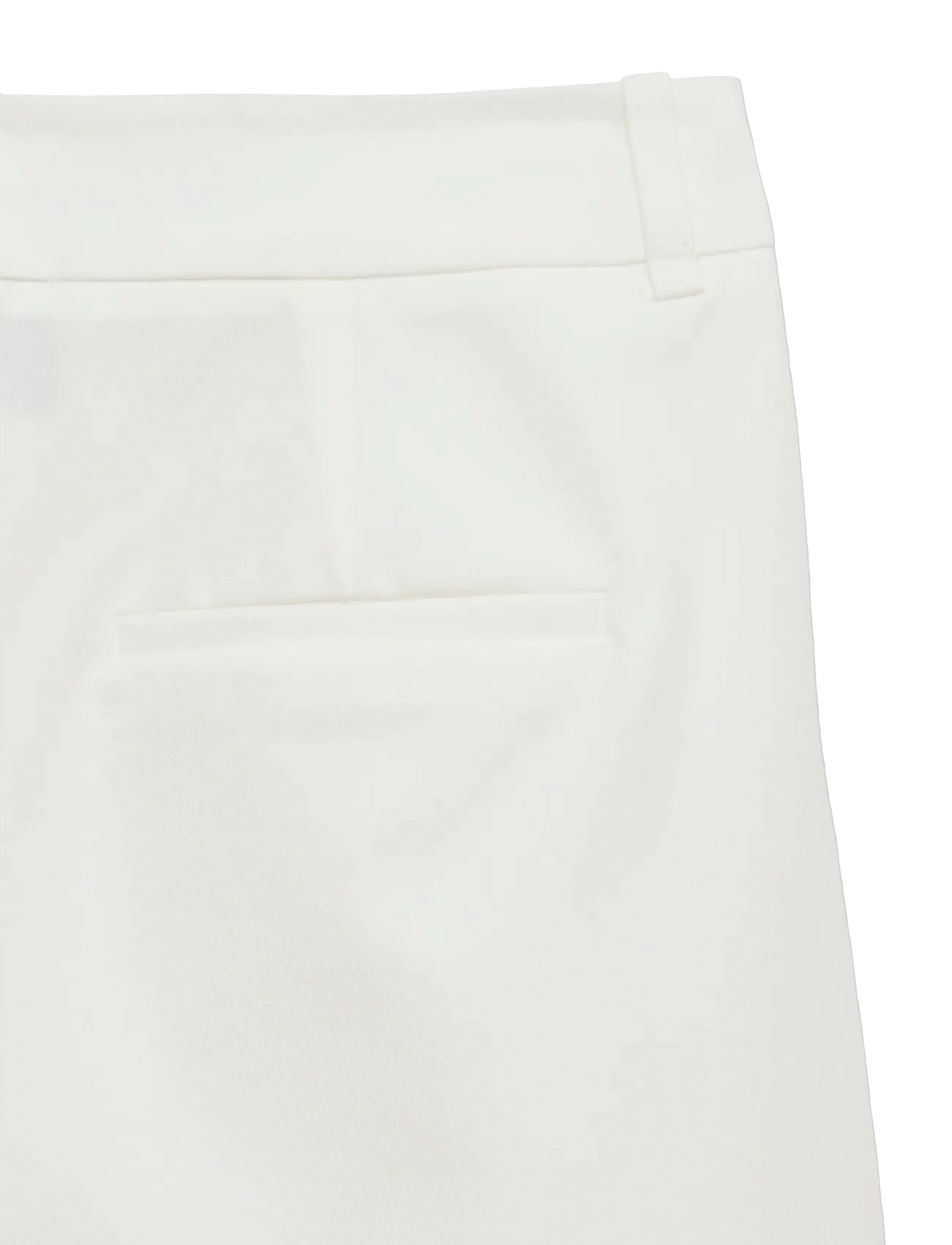 Vero Moda - AWPASSI MW KNEE SHORTS NOOS - bermudas - snow white - 5