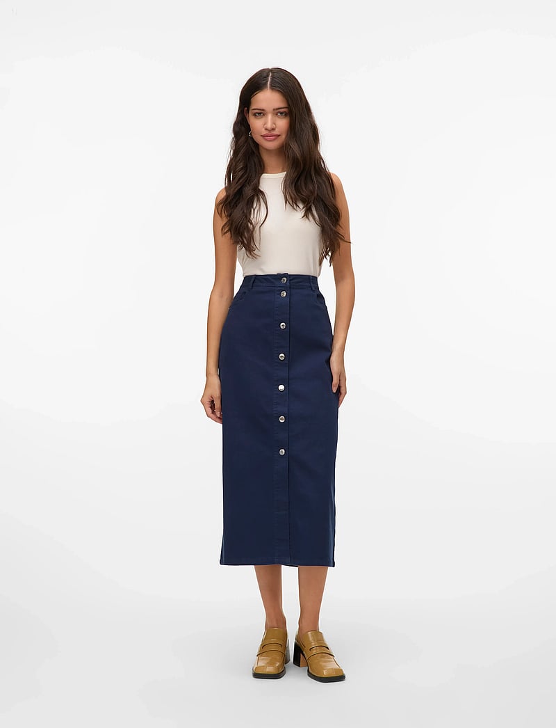 Vero Moda - VMWILD ALVIDA BUTTON HR 7/8 CLR SKIRT - midi-röcke - navy blazer - 5
