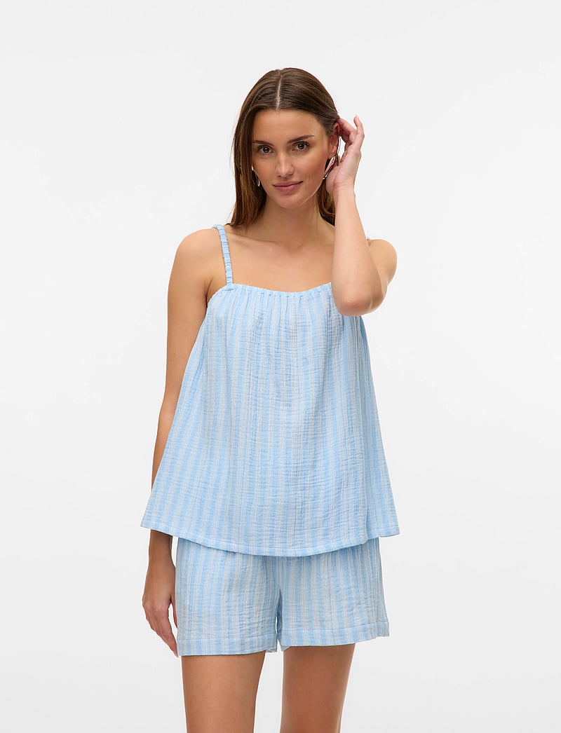 Vero Moda - VMNANNA SINGLET TOP WVN GA - topid ja varrukateta alussärgid - airy blue - 0