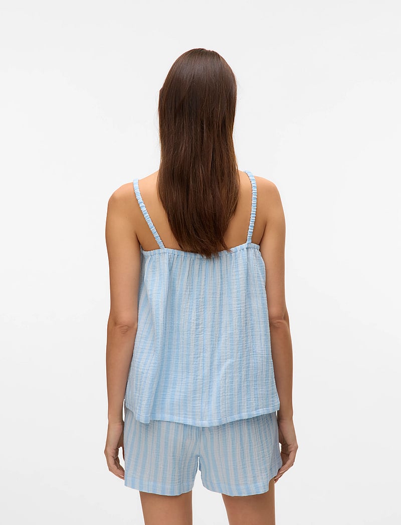 Vero Moda - VMNANNA SINGLET TOP WVN GA - topid ja varrukateta alussärgid - airy blue - 2