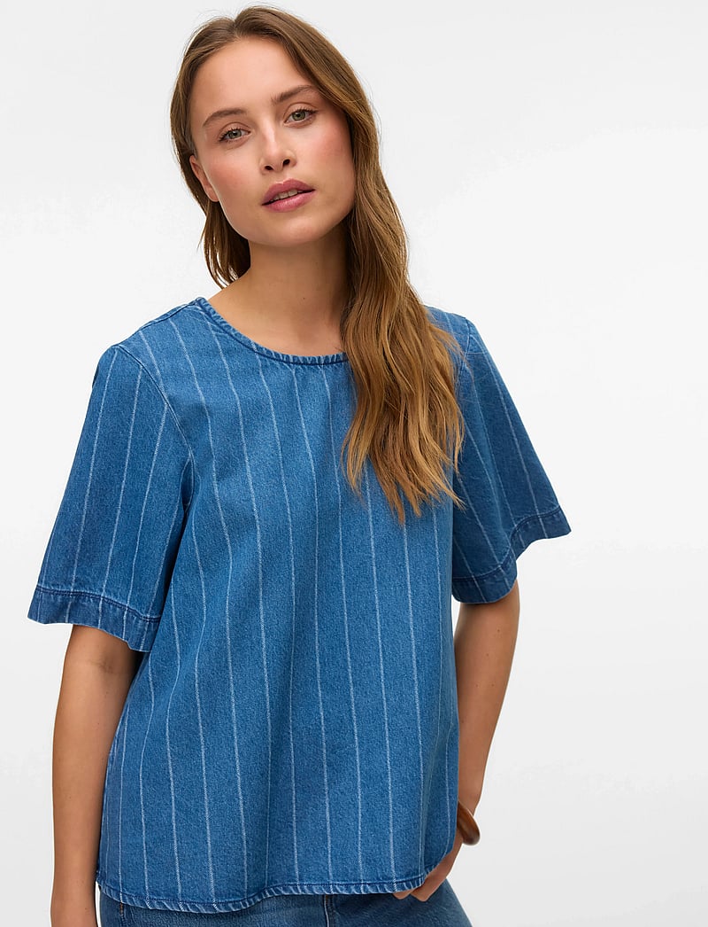 Vero Moda - VMTRILLE SS STRIED TIE SHIRT - short-sleeved blouses - medium blue denim - 5